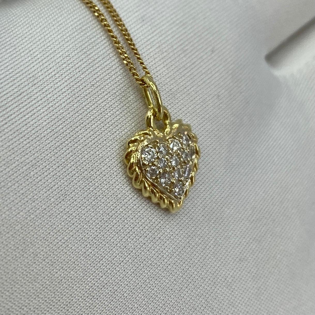 Vintage Van Cleef & Arpels Alhambra Diamond 18 Karat Gold Heart Pendant Necklace 7