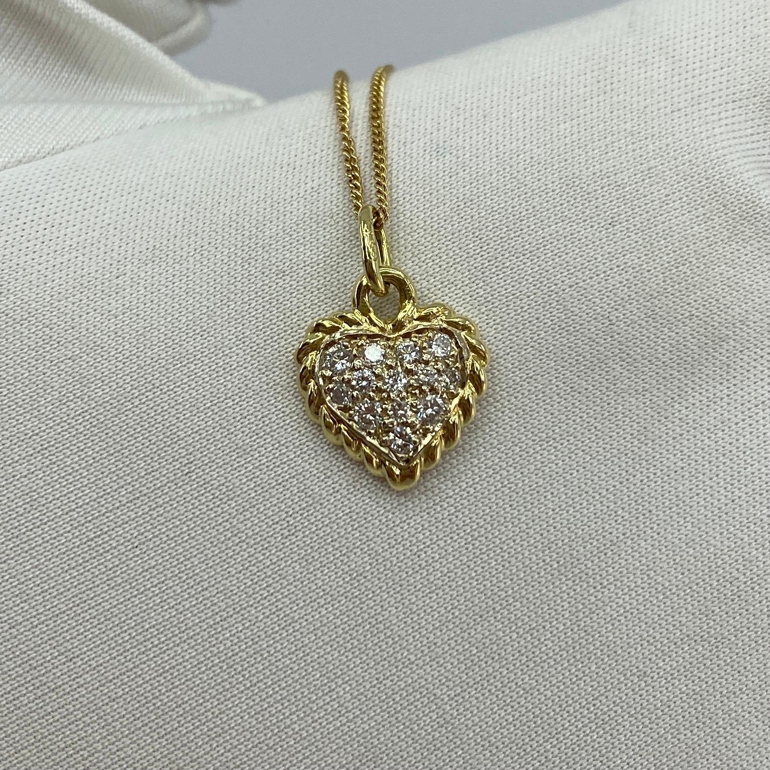 Vintage Van Cleef & Arpels Alhambra Diamond 18 Karat Gold Heart Pendant Necklace 8
