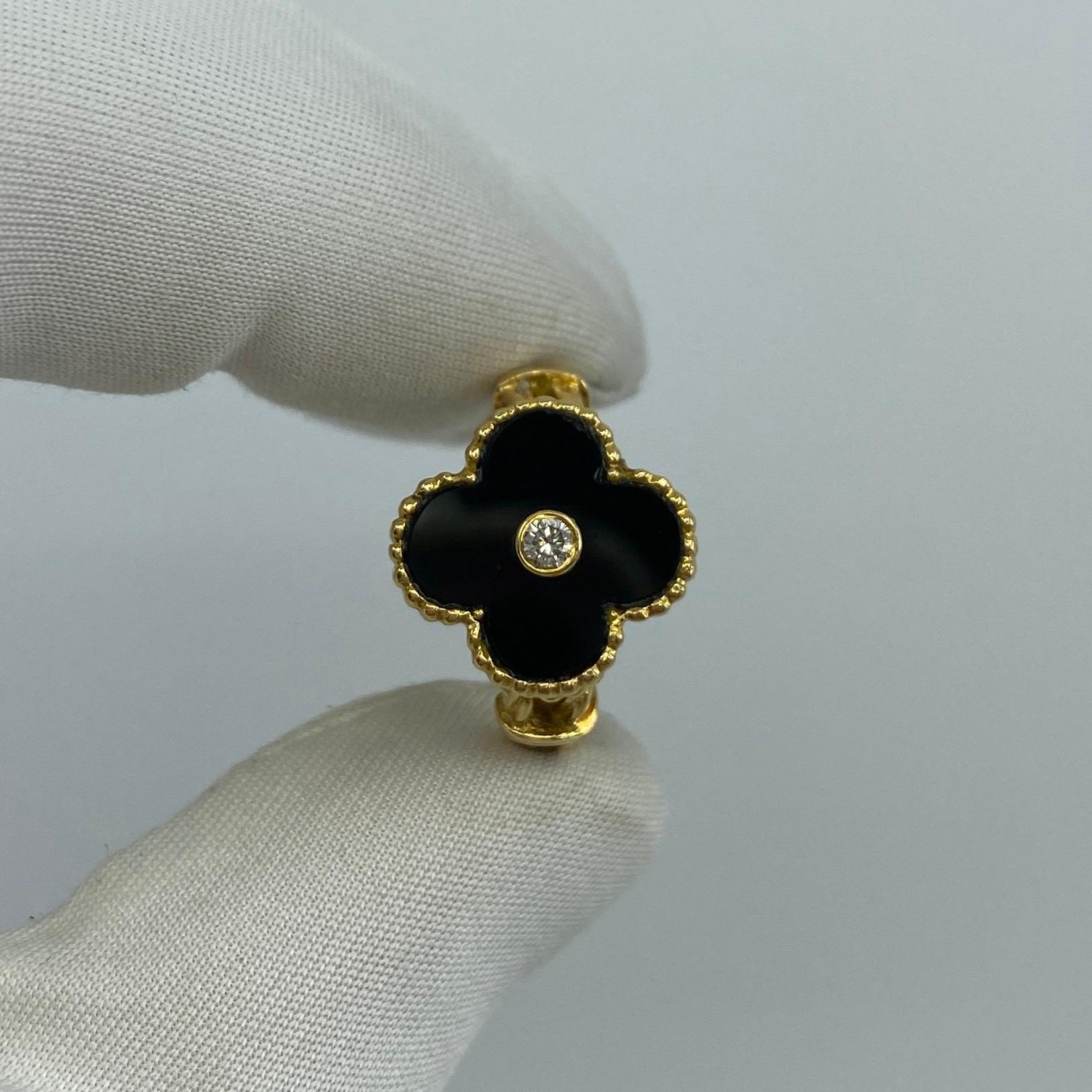 Vintage Van Cleef & Arpels Alhambra Onyx & Diamond Flower 18 Karat Gold Ring 7