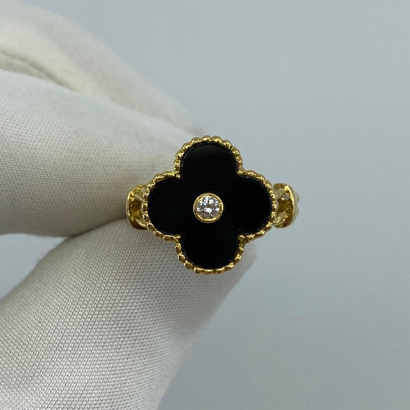 Women's or Men's Vintage Van Cleef & Arpels Alhambra Onyx & Diamond Flower 18 Karat Gold Ring