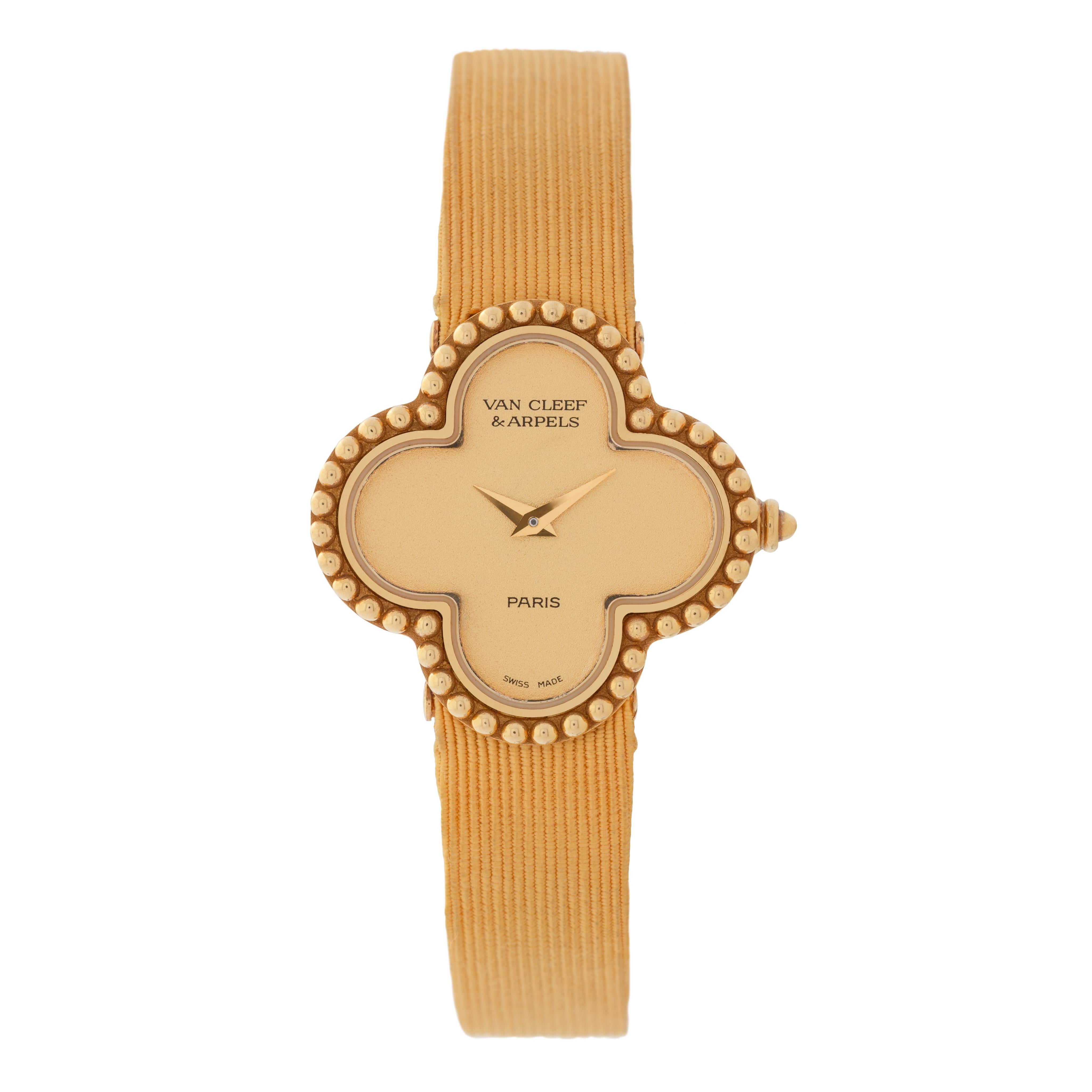Moderne Vintage Van Cleef & Arpels Montre Alhambra Model No 129974 18 Karat Yellow Full-Set en vente