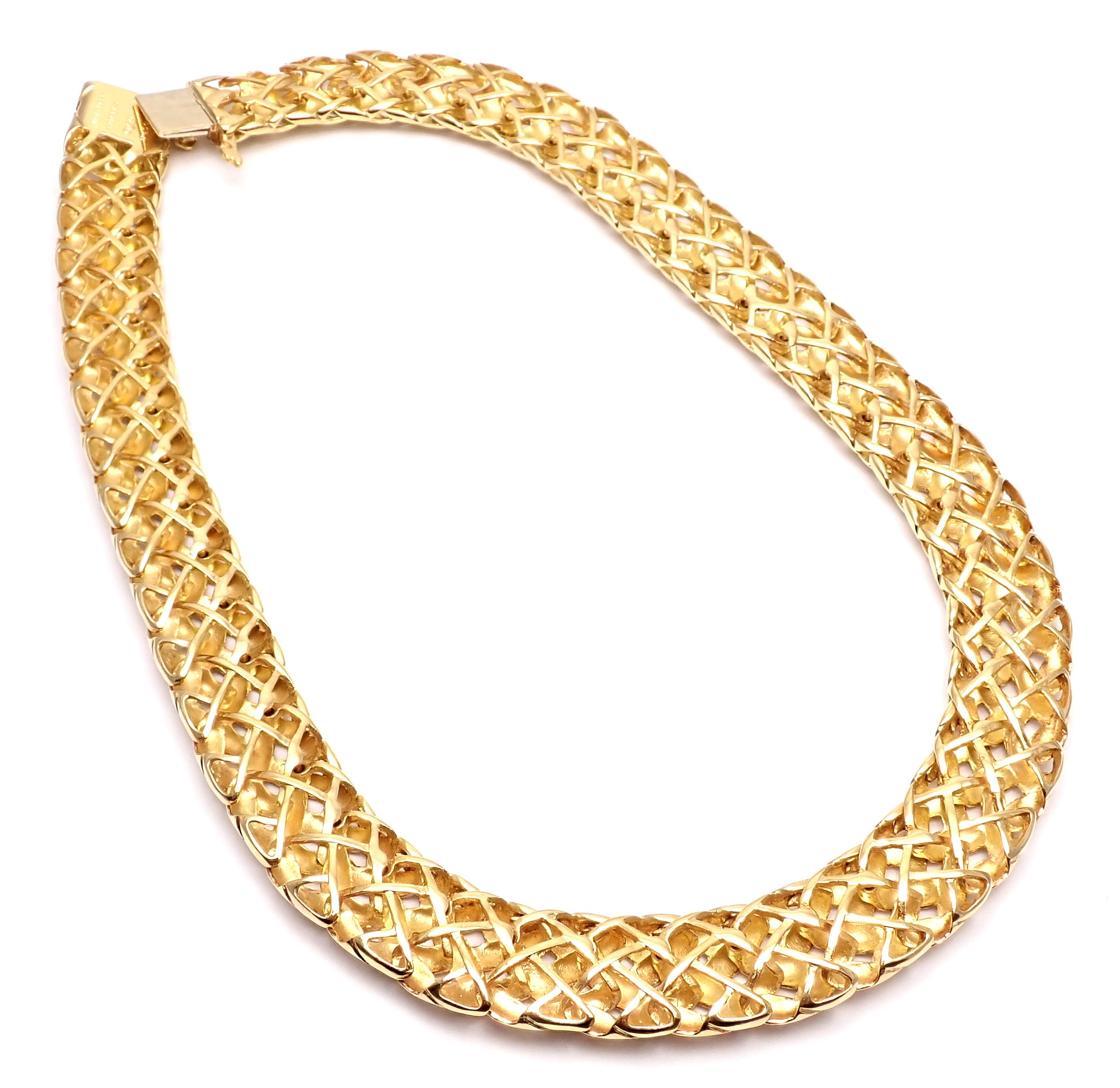 Vintage Van Cleef & Arpels Basket Weave Wide Yellow Gold Choker Necklace 2