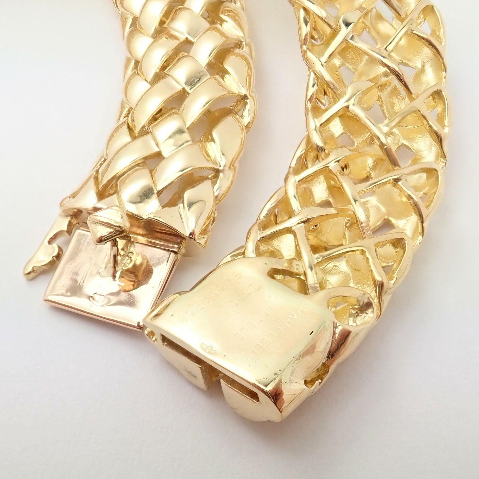 Vintage Van Cleef & Arpels Basket Weave Wide Yellow Gold Choker Necklace For Sale 2