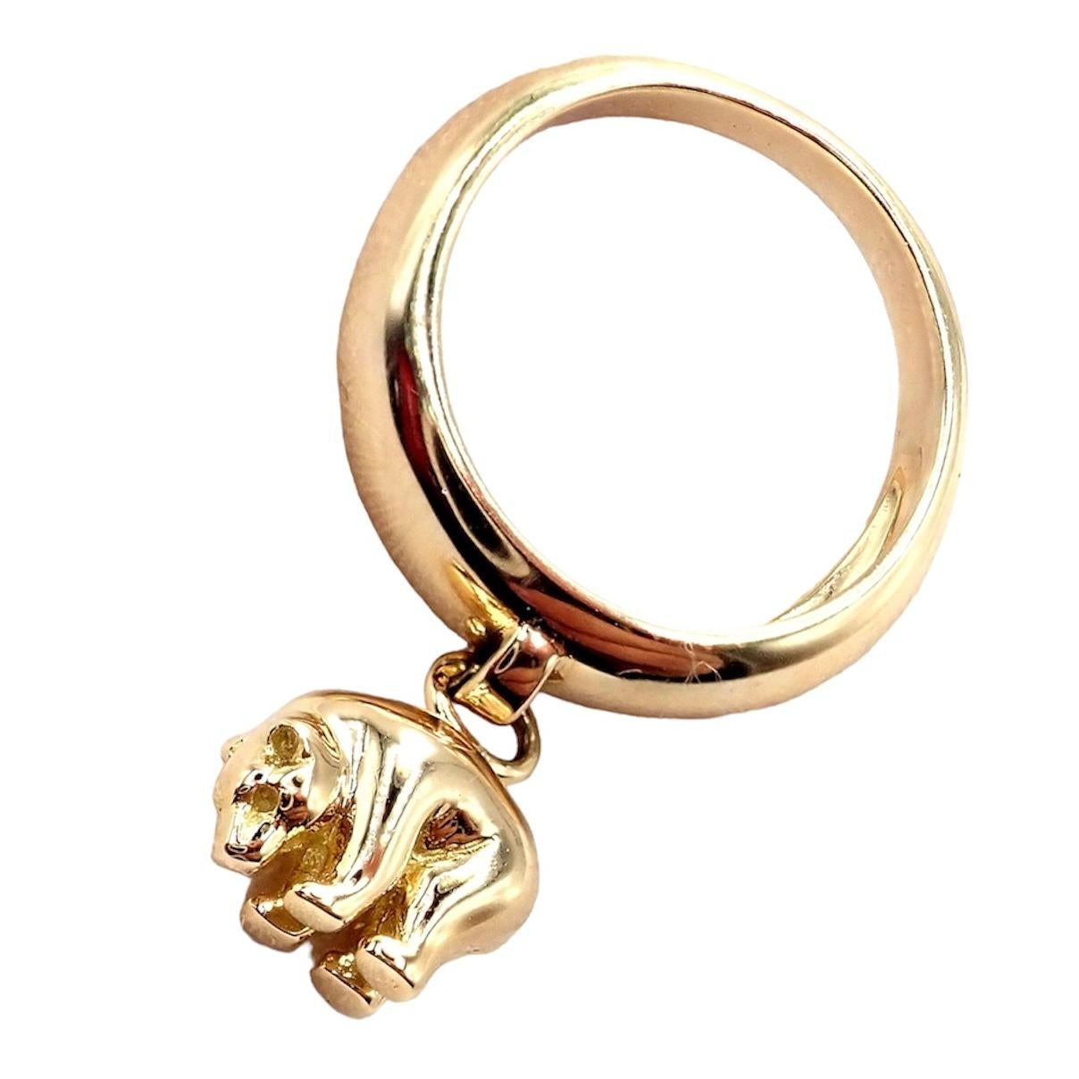 18k Yellow Gold Bear Charm Vintage Band Ring by Van Cleef & Arpels.
Details:
Ring Size: 6
Width: Band 6mm, Charm 8mm x 10mm
Weight: 8 grams
Stamped Hallmarks: Van Cleef & Arpels 750 OU005xxxx
*Free Shipping within the United States*
YOUR PRICE: