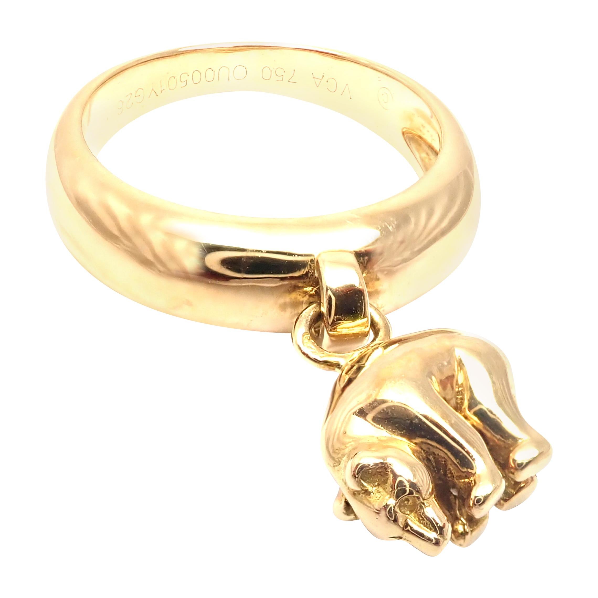 Vintage Van Cleef & Arpels Bear Charm Yellow Gold Band Ring