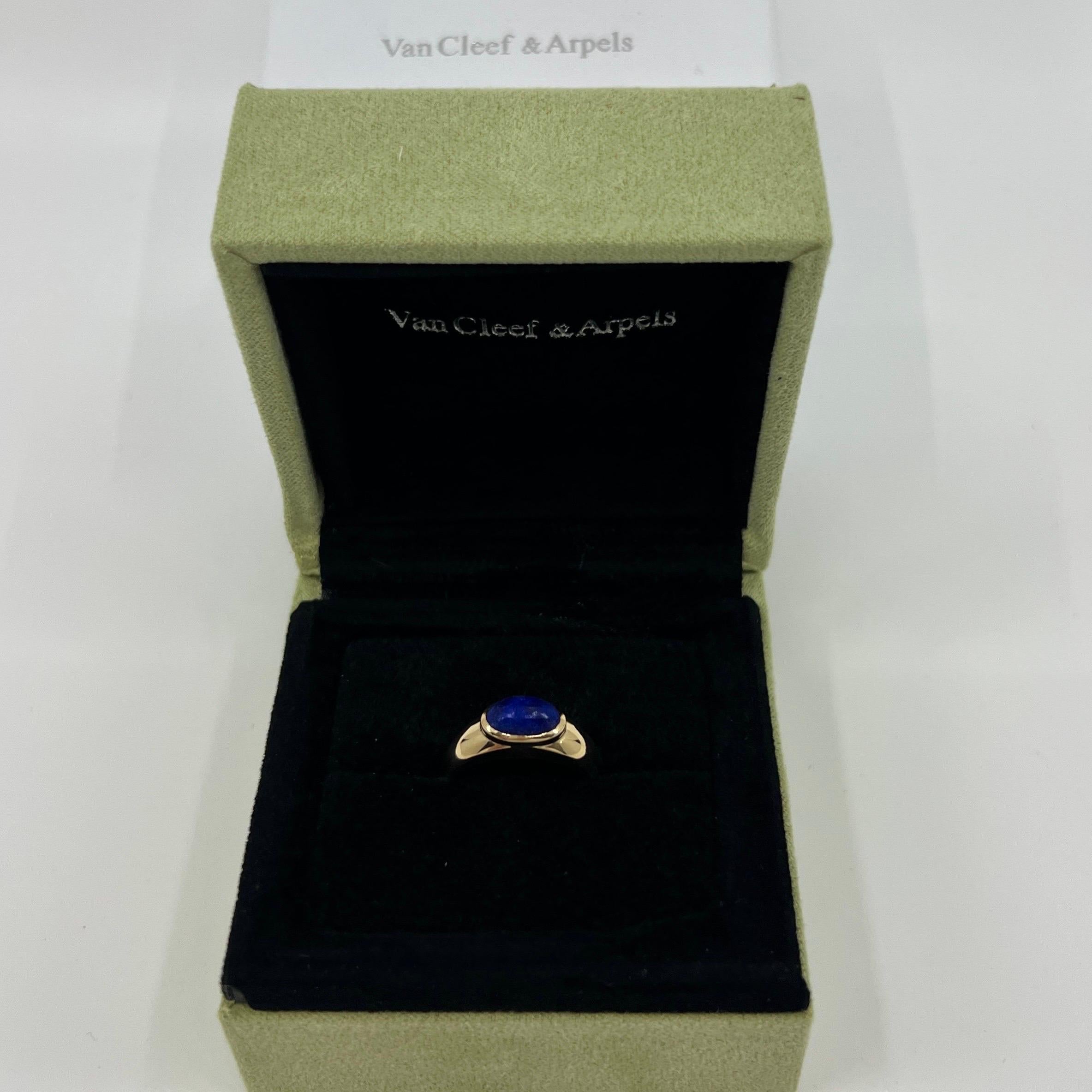 Vintage Van Cleef & Arpels Blue Lapis Lazuli 18k Gold Oval Dome Signet Ring 2