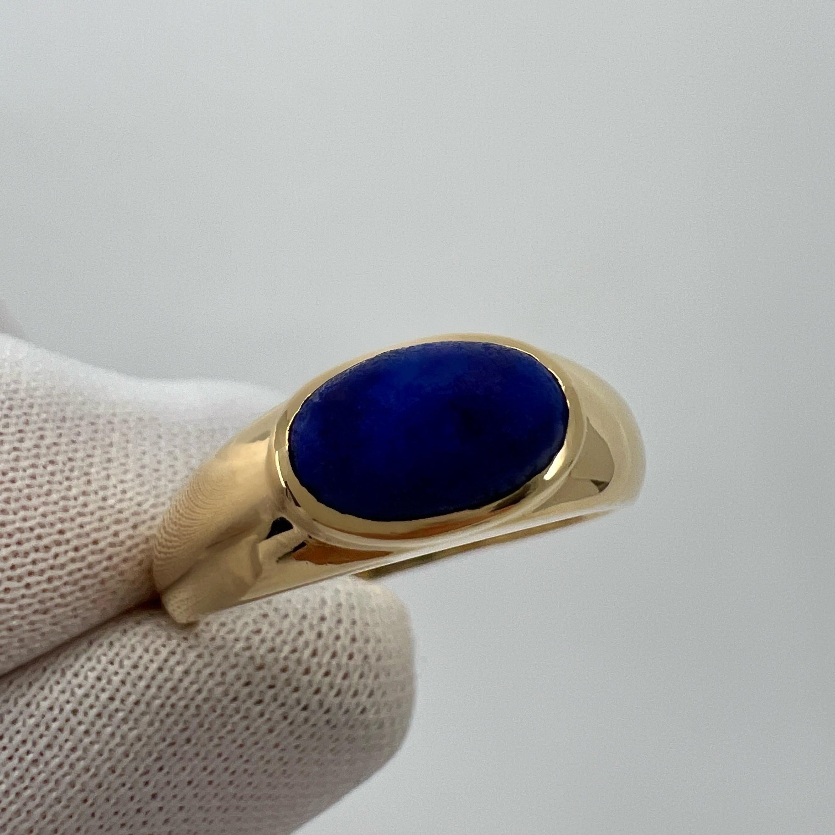 Vintage Van Cleef & Arpels Blue Lapis Lazuli 18k Gold Oval Dome Signet Ring 3