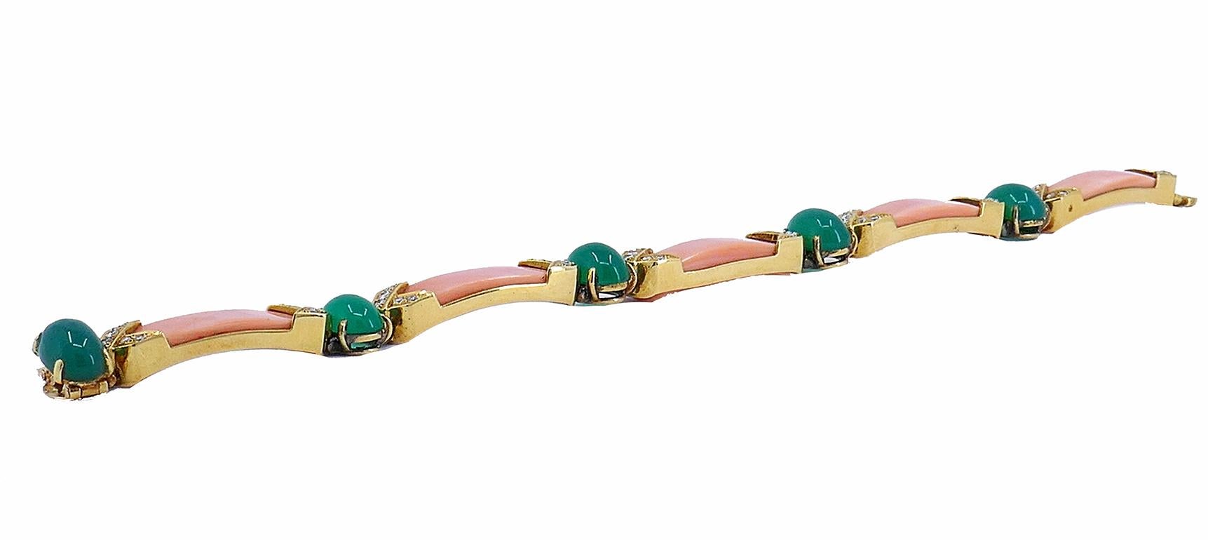 Vintage Van Cleef & Arpels Bracelet Gold Coral Gemstones French Estate Jewelry For Sale 1