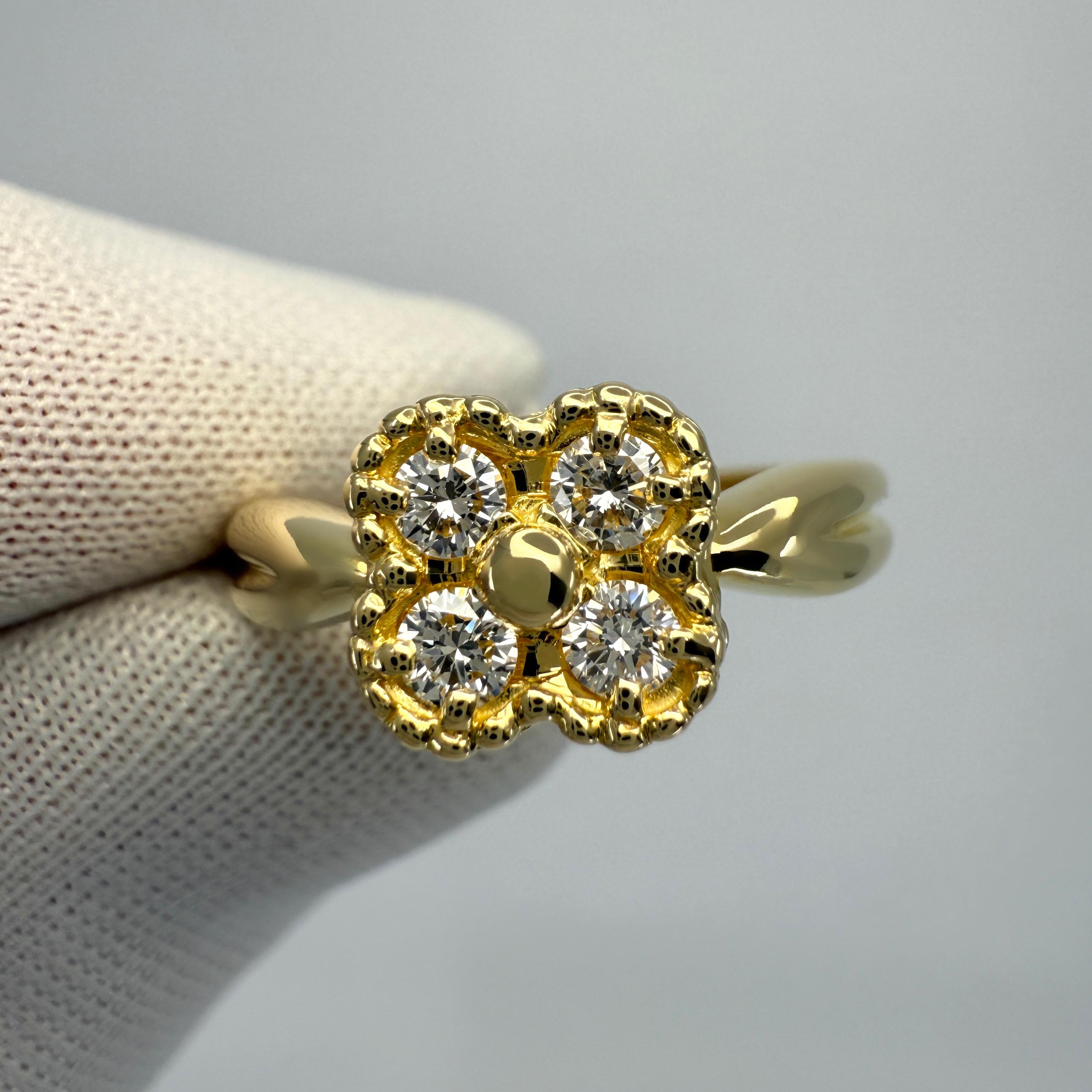 Women's or Men's Vintage Van Cleef & Arpels Diamond 18k Yellow Gold Arno Alhambra Flower Ring For Sale