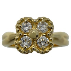 Van Cleef & Arpels, bague fleur Arno Alhambra en or jaune 18 carats et diamants