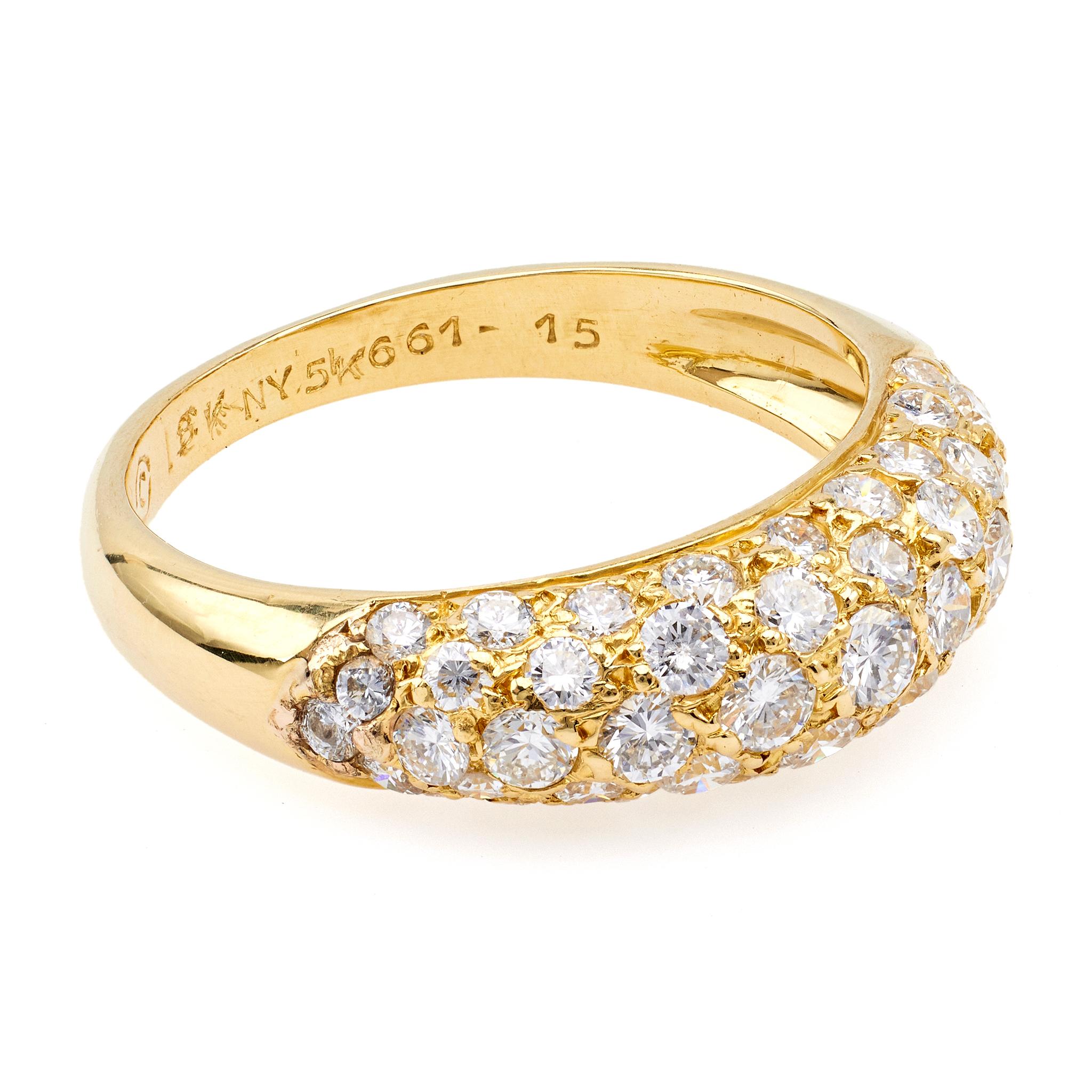 Women's or Men's Vintage Van Cleef & Arpels Diamond 18k Yellow Gold Dome Ring