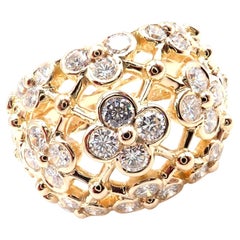 Vintage Van Cleef & Arpels Diamond Clovers Yellow Gold Bombe Ring