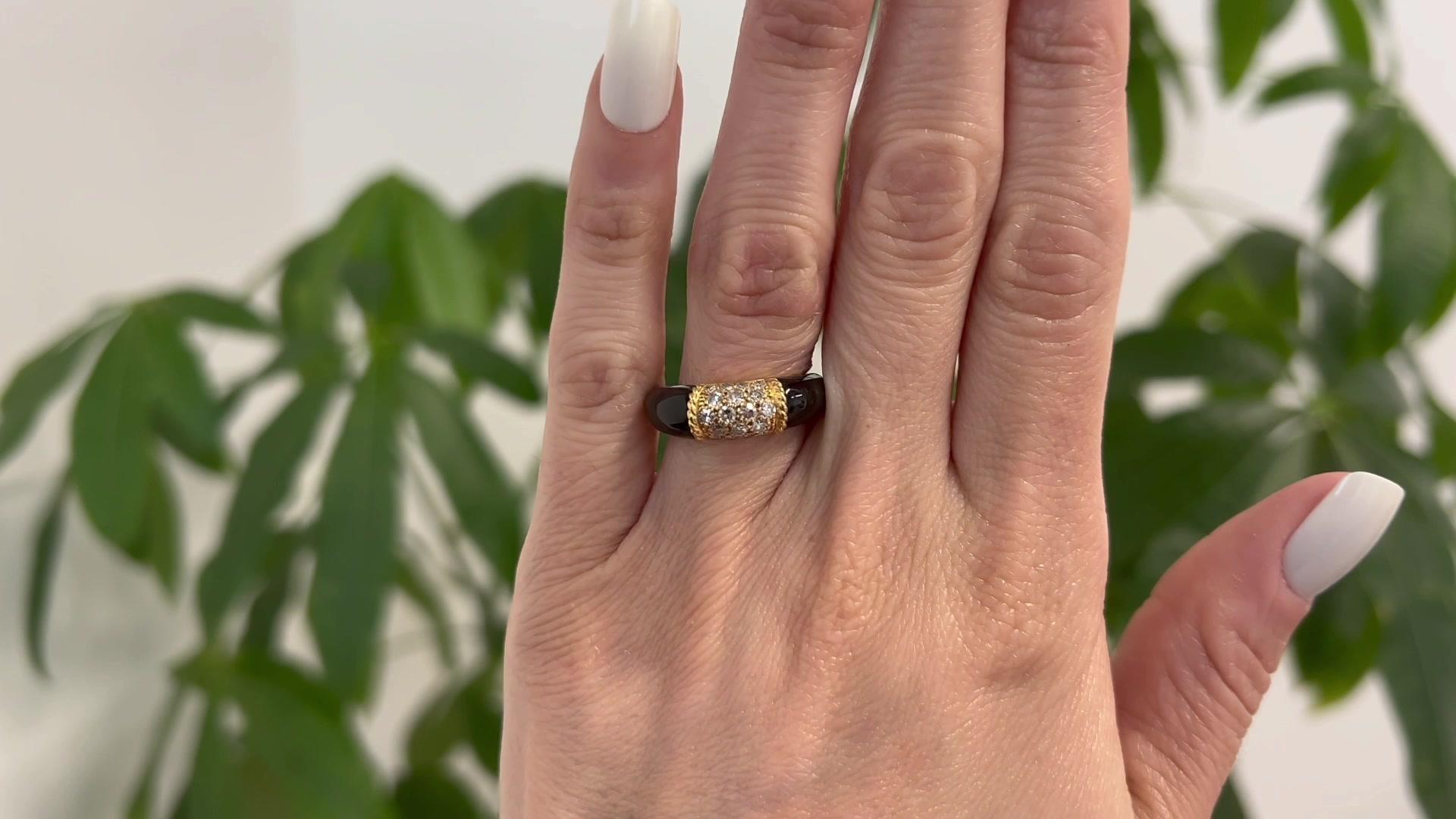 Philippinischer Vintage Van Cleef & Arpels Diamant-Onyx-Ring aus 18 Karat Gelbgold (Einfacher Schliff)