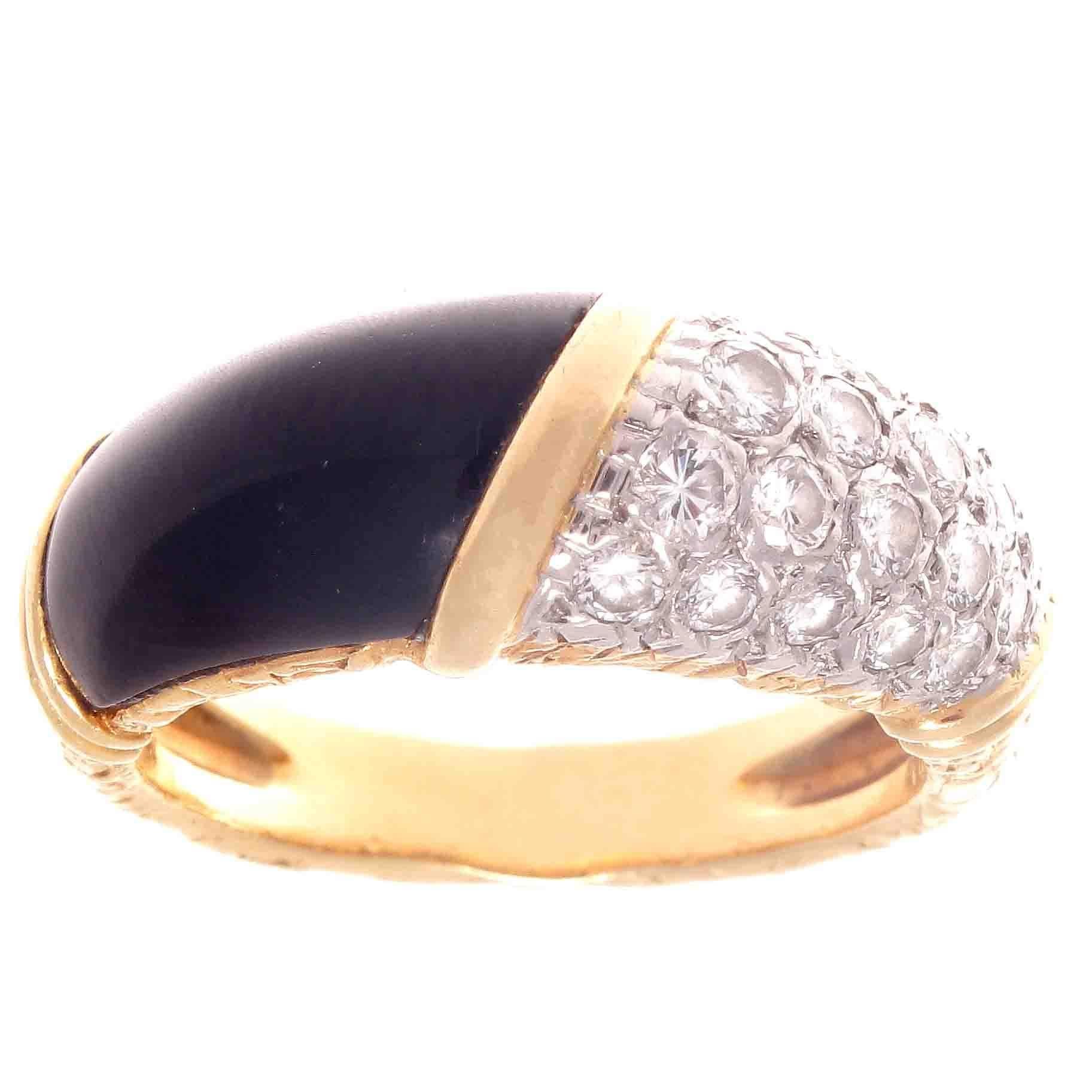 Vintage Van Cleef & Arpels Diamond Onyx Gold Ring