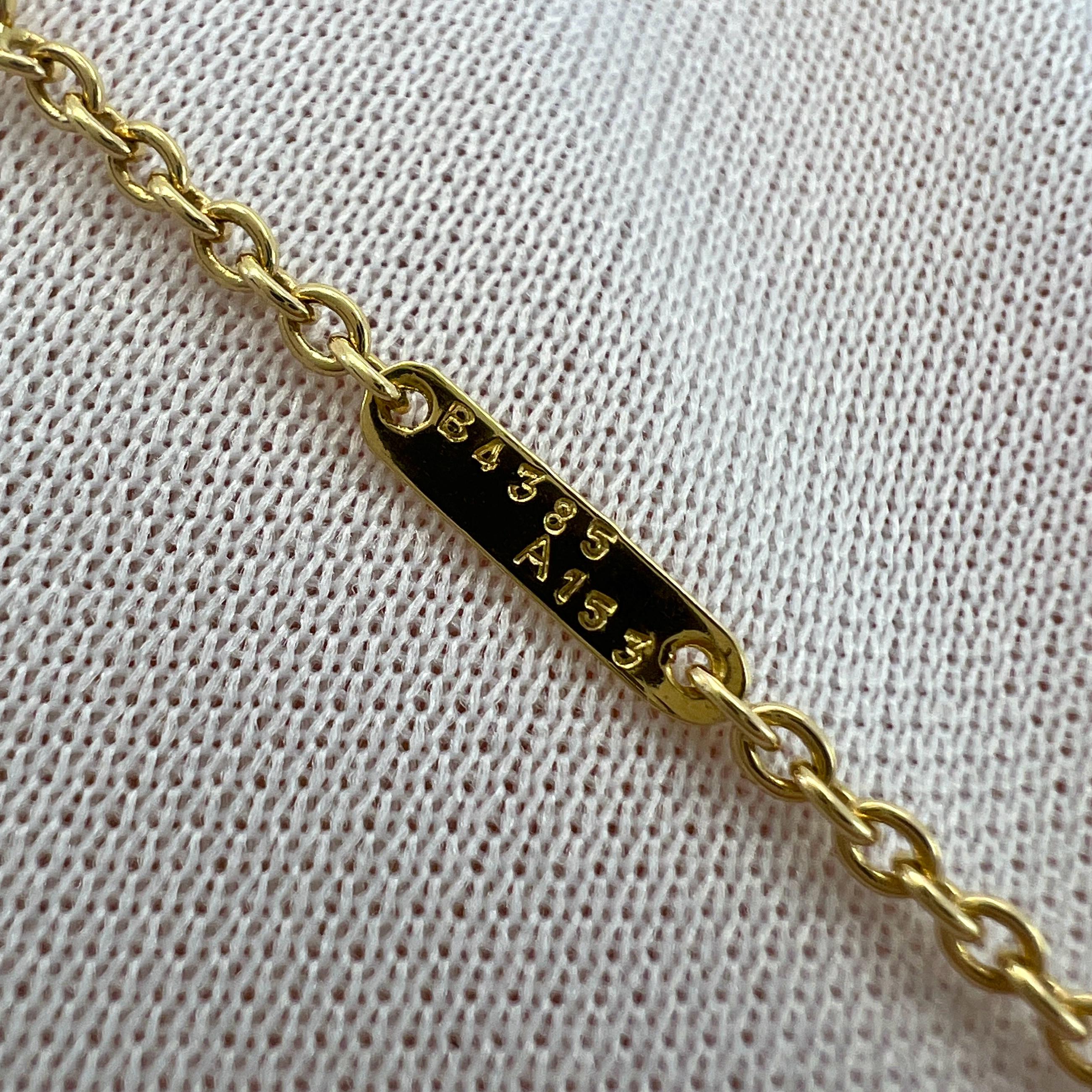 Vintage Van Cleef & Arpels Diamond Ribbon Bow 18k Yellow Gold Pendant Necklace For Sale 1