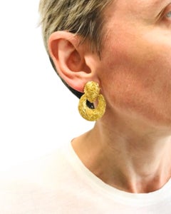 Vintage Van Cleef & Arpels Door Knocker Earrings 18k Gold