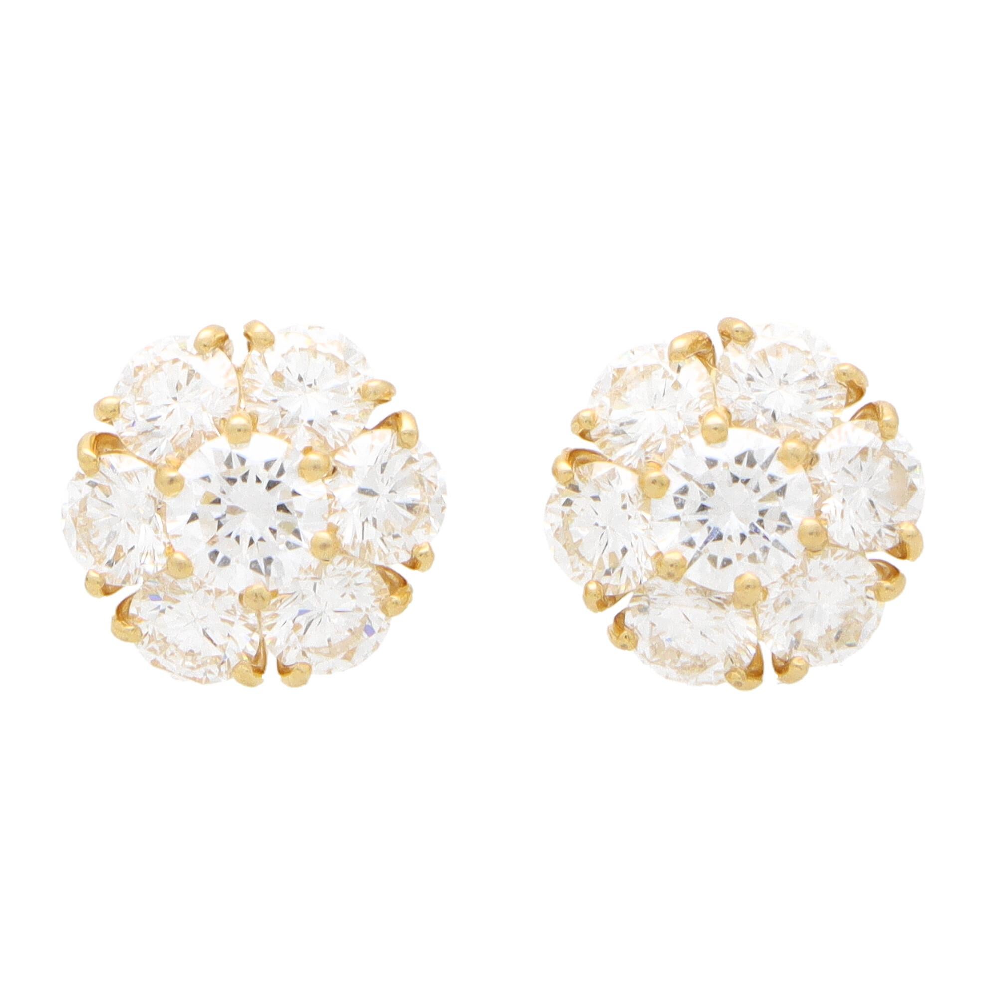 Modern Vintage Van Cleef & Arpels Fleurette Diamond Cluster Stud Earrings in 18k Gold