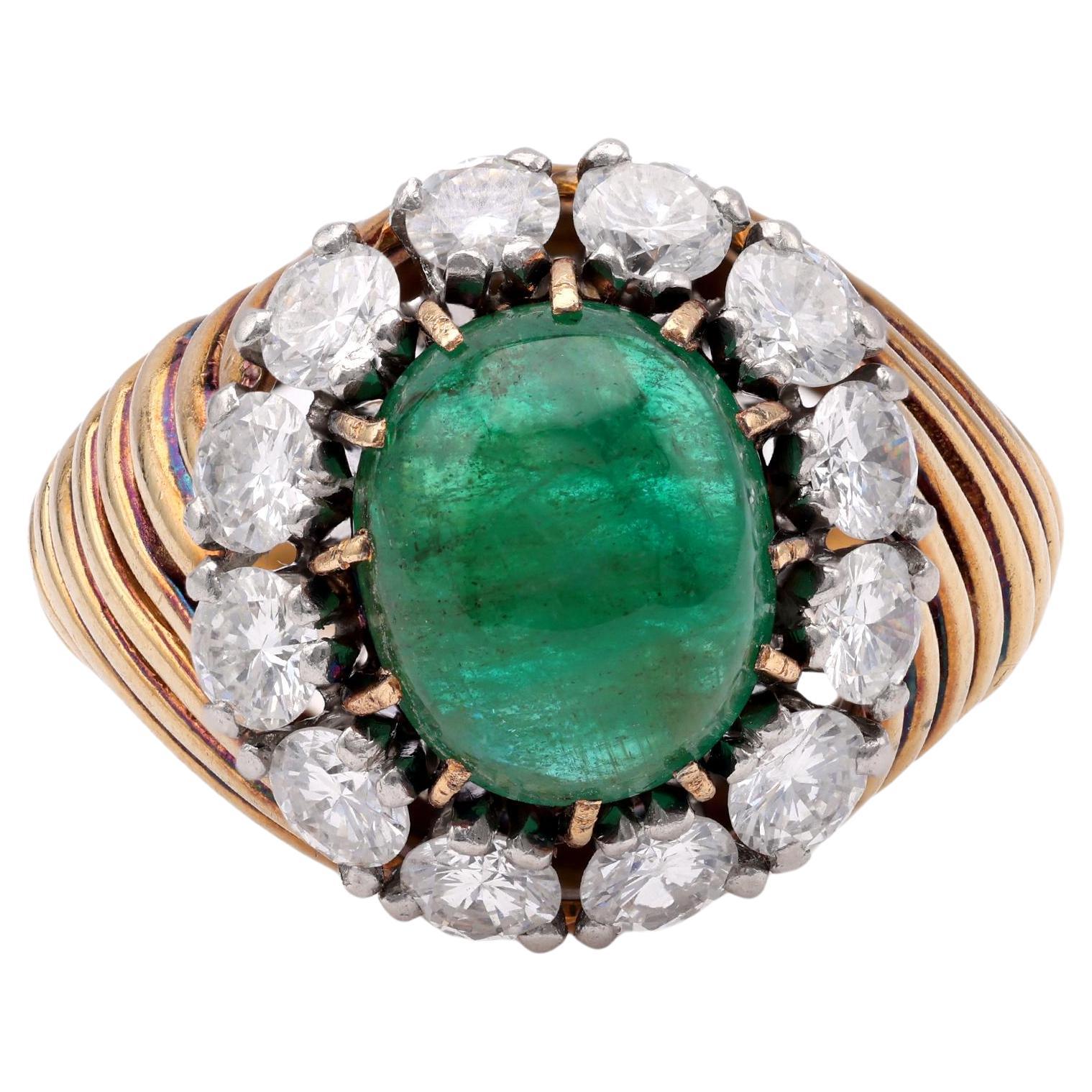 Vintage Van Cleef & Arpels French Emerald Diamond 18k Yellow Gold Ring For Sale
