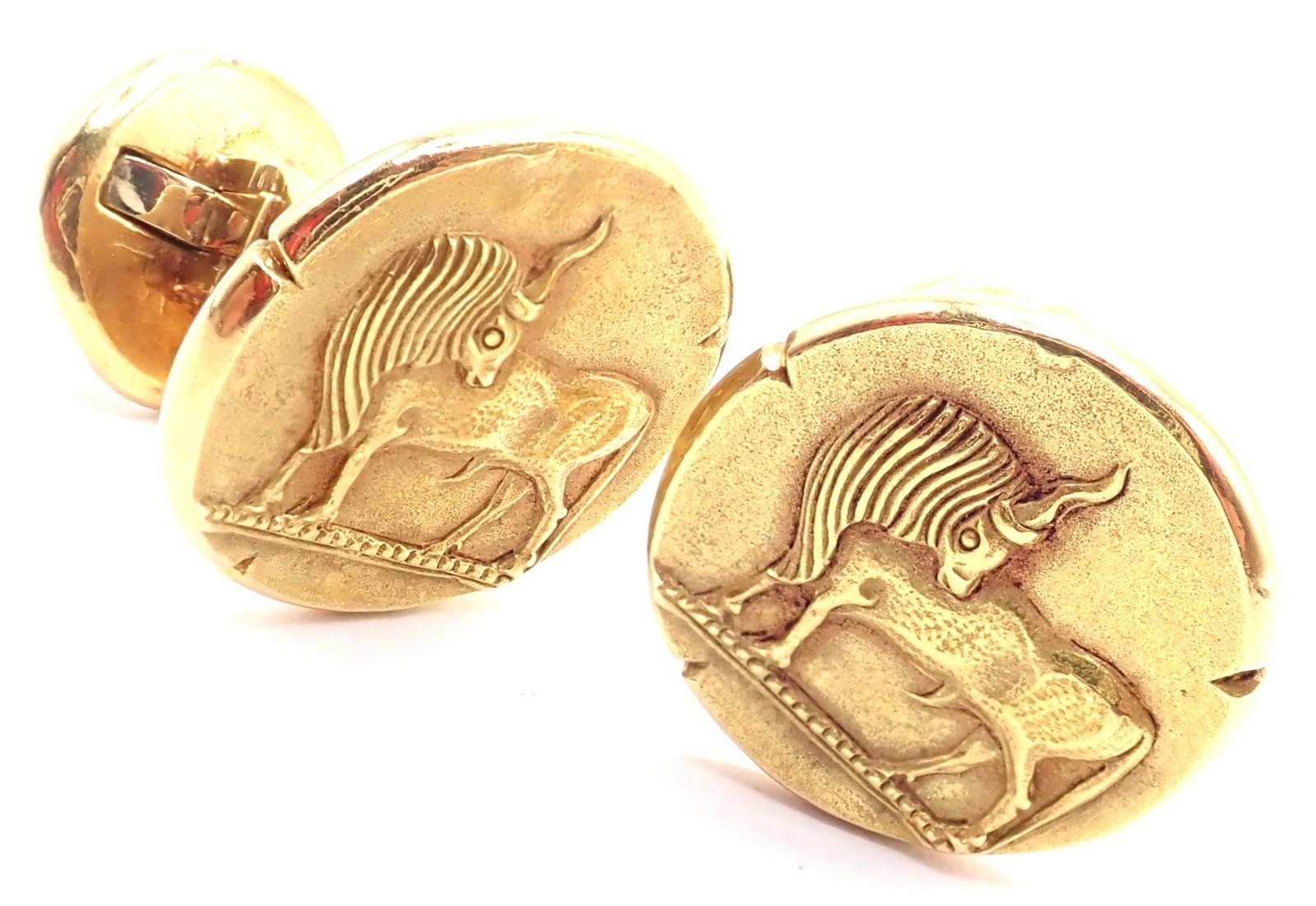 Vintage Van Cleef & Arpels Georges L'Enfant Zodiac Taurus Gelbgold Manschettenknöpfe im Angebot 1