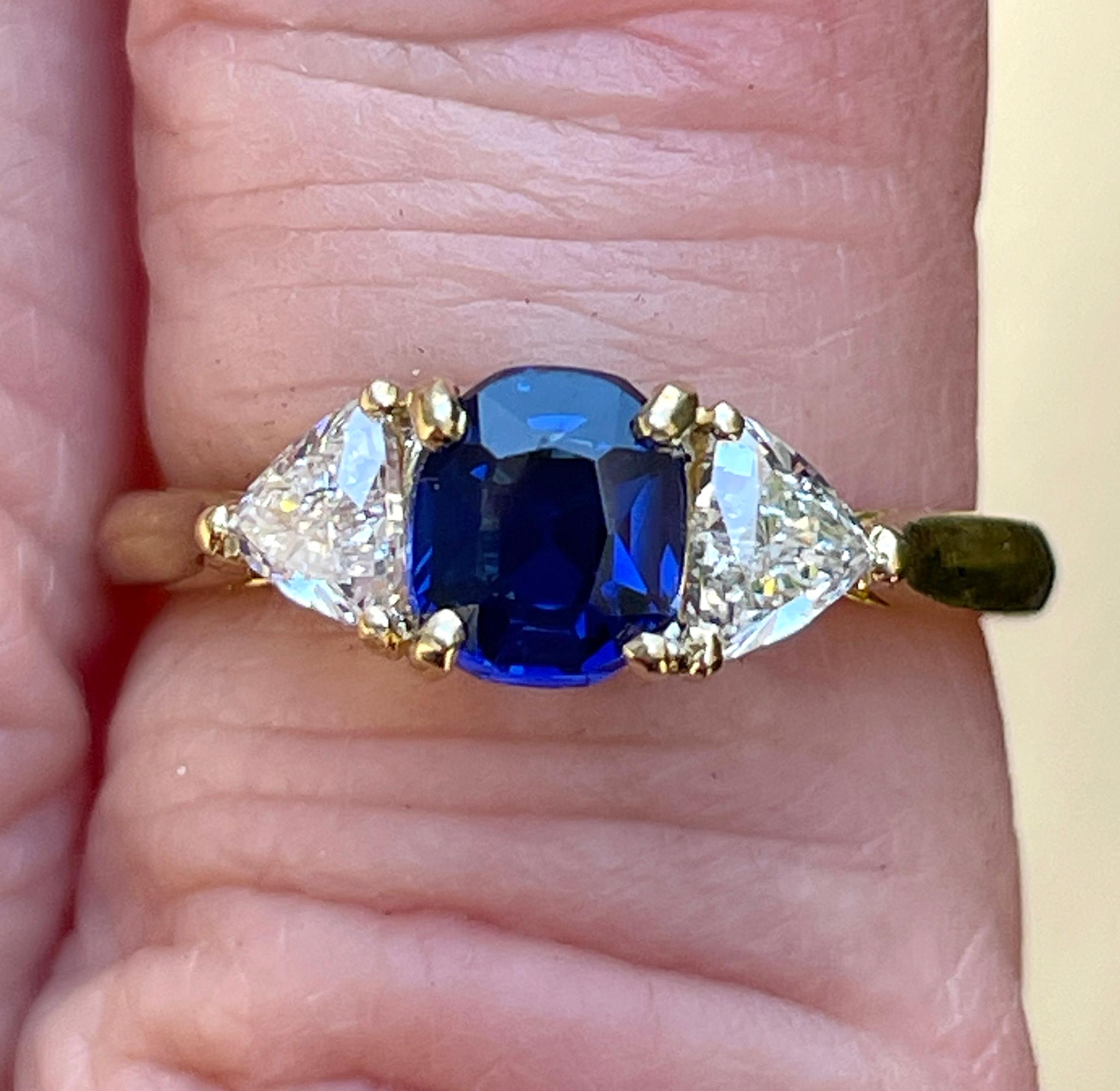 Vintage Van Cleef & Arpels GIA 1.39ctw No-Heat Blue Sapphire Diamond 18K Ring 4