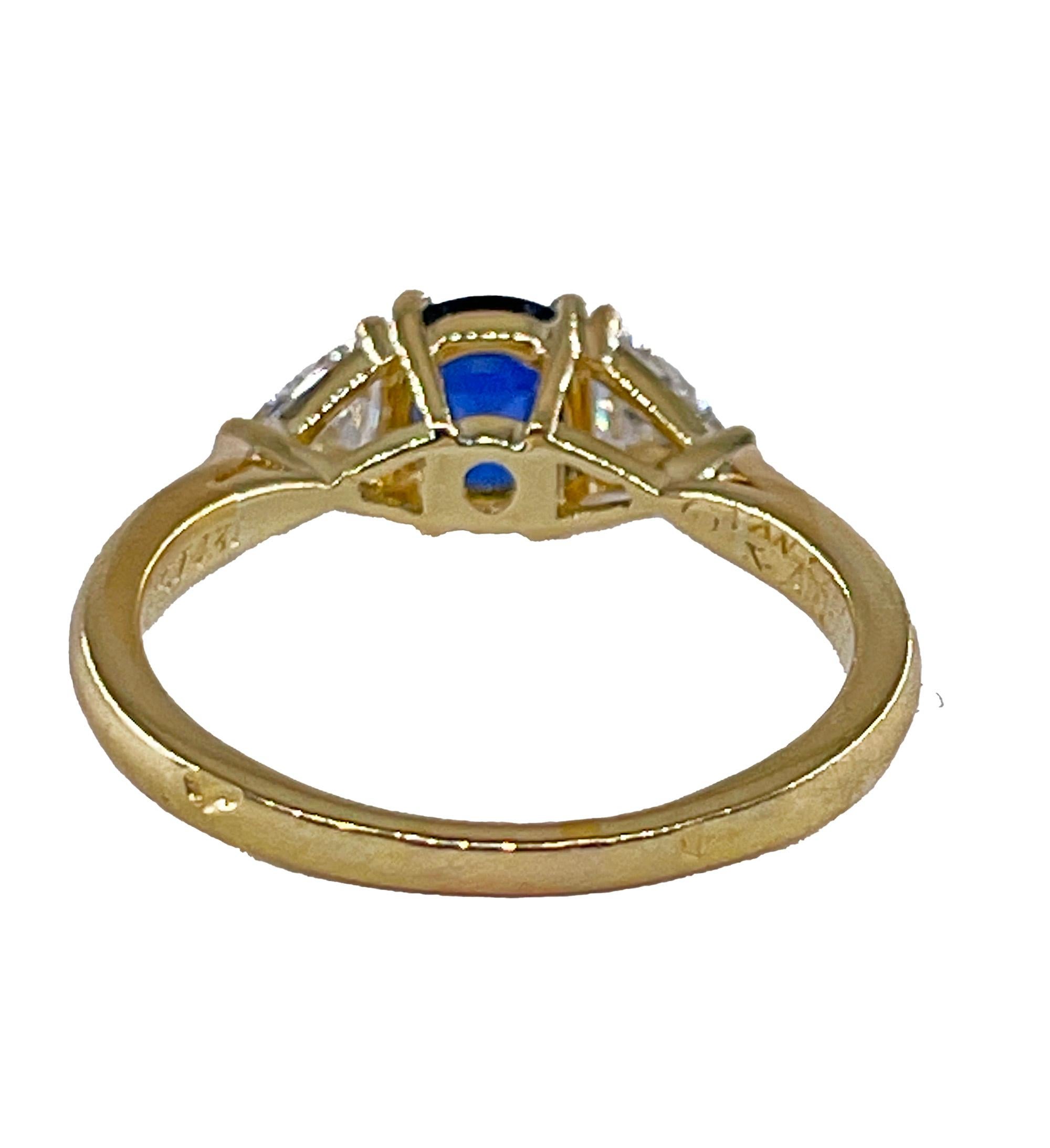 Vintage Van Cleef & Arpels GIA 1.39ctw No-Heat Blue Sapphire Diamond 18K Ring In Good Condition In New York, NY