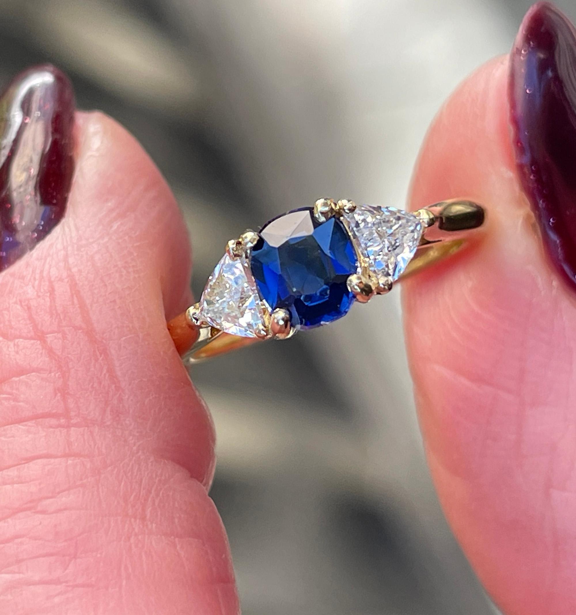 Vintage Van Cleef & Arpels GIA 1.39ctw No-Heat Blue Sapphire Diamond 18K Ring 2