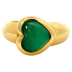 Vintage Van Cleef & Arpels Green Chrysoprase 18k Yellow Gold Bezel Set Ring