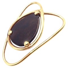 Van Cleef & Arpels Pendentif en or jaune LetterWood