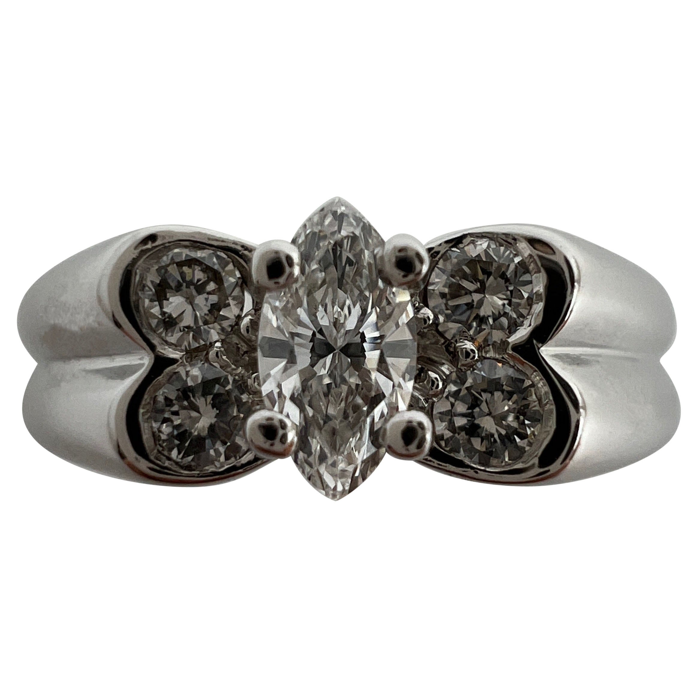 Van Cleef & Arpels: 18 Karat Weißgold Ring mit Marquise-Diamant Celia Schmetterling