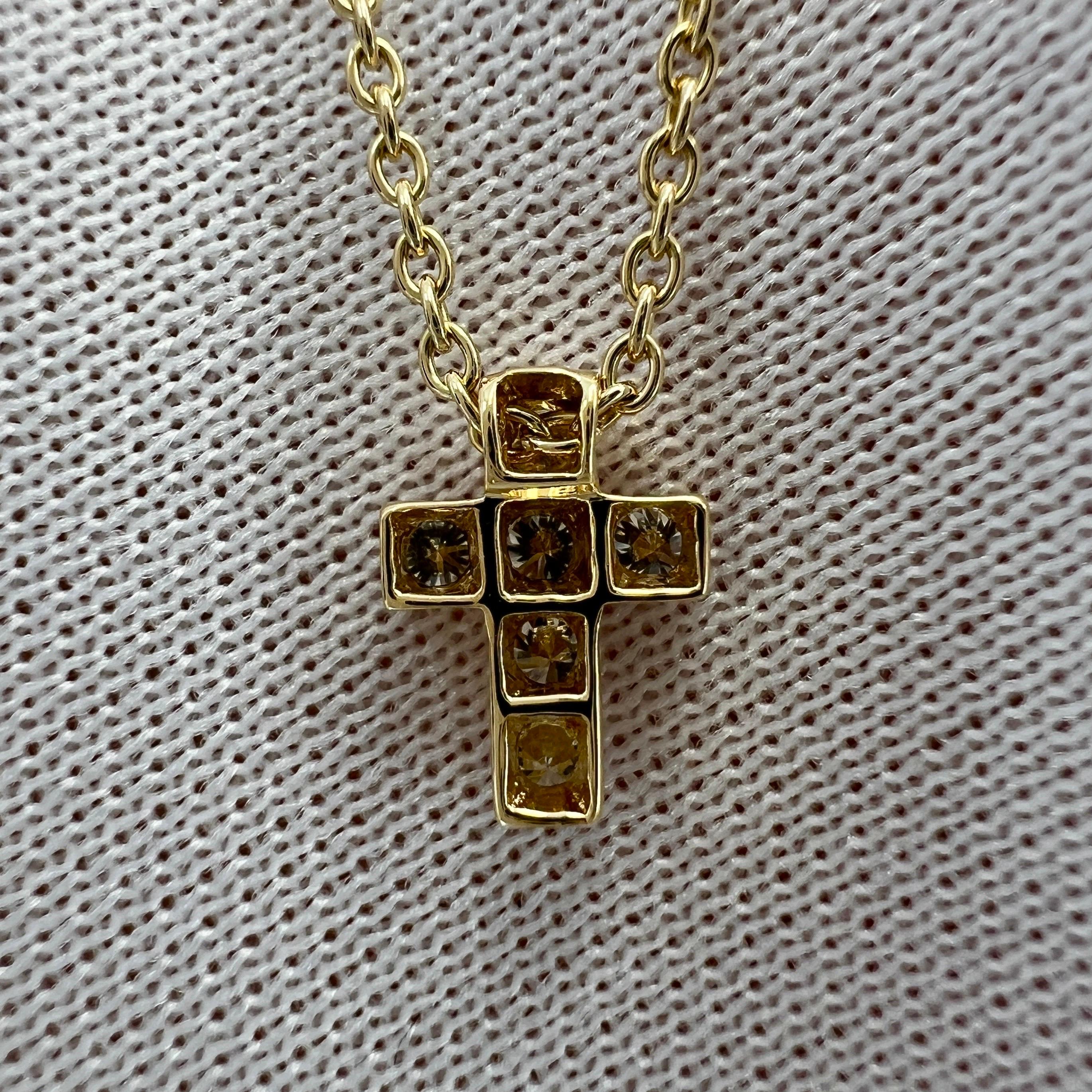 Vintage Van Cleef & Arpels Mini Cross Diamond 18k Yellow Gold Pendant Necklace For Sale 3