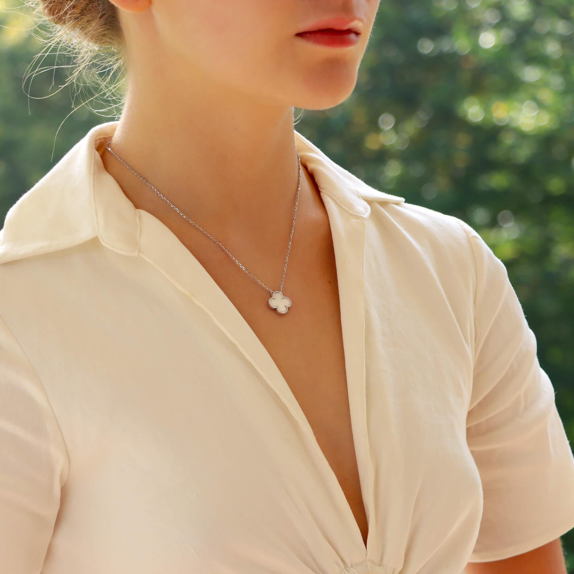 Pearl Alhambra Pendant Set 