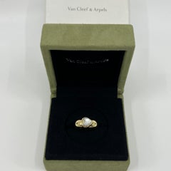 Vintage Van Cleef & Arpels Mother Of Pearl Heart Cut 18k Yellow Gold Dome Ring
