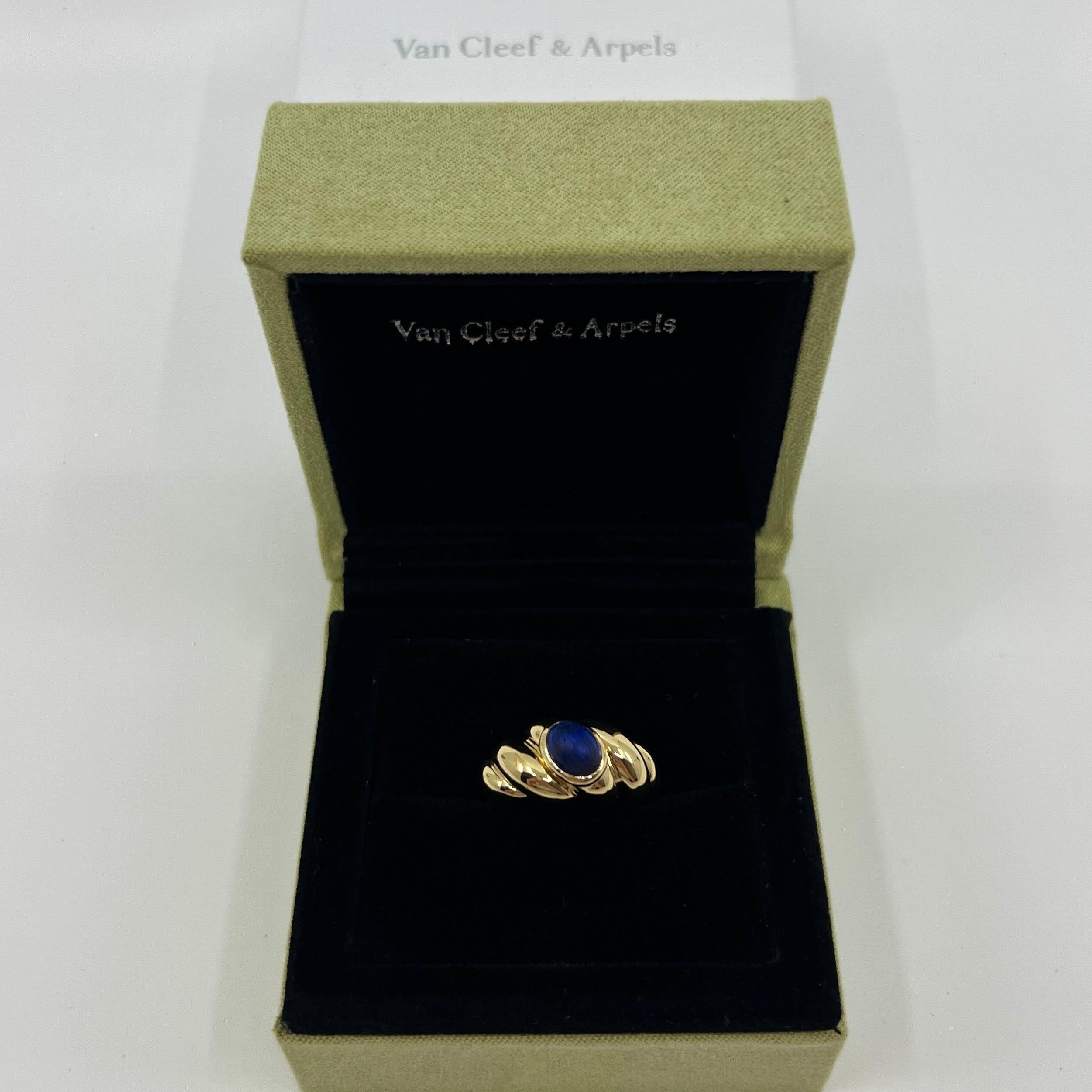 Vintage Van Cleef & Arpels Oval Lapis Lazuli 18k Yellow Gold Swirl Ring EU52 2