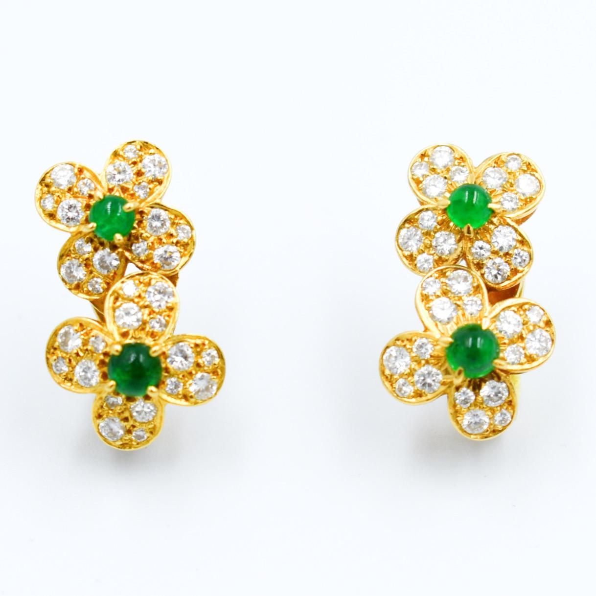 Women's or Men's Vintage Van Cleef & Arpels Paris emeralds Diamond Earrings and Ring
