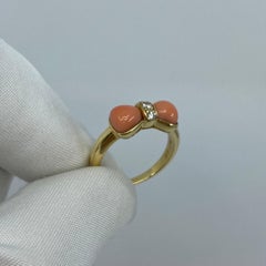 Vintage Van Cleef & Arpels Pink Coral & Diamond Bowtie 18 Karat Yellow Gold Ring