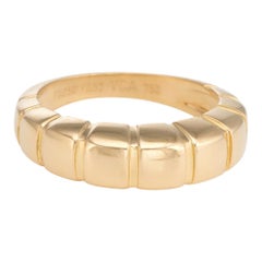Vintage Van Cleef & Arpels Ring 18 Karat Yellow Gold Estate Fine Jewelry