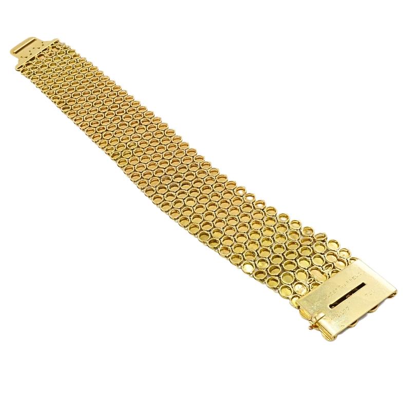 Van Cleef & Arpels Bracelet vintage à motif d'écailles en or 18 carats Pour femmes en vente