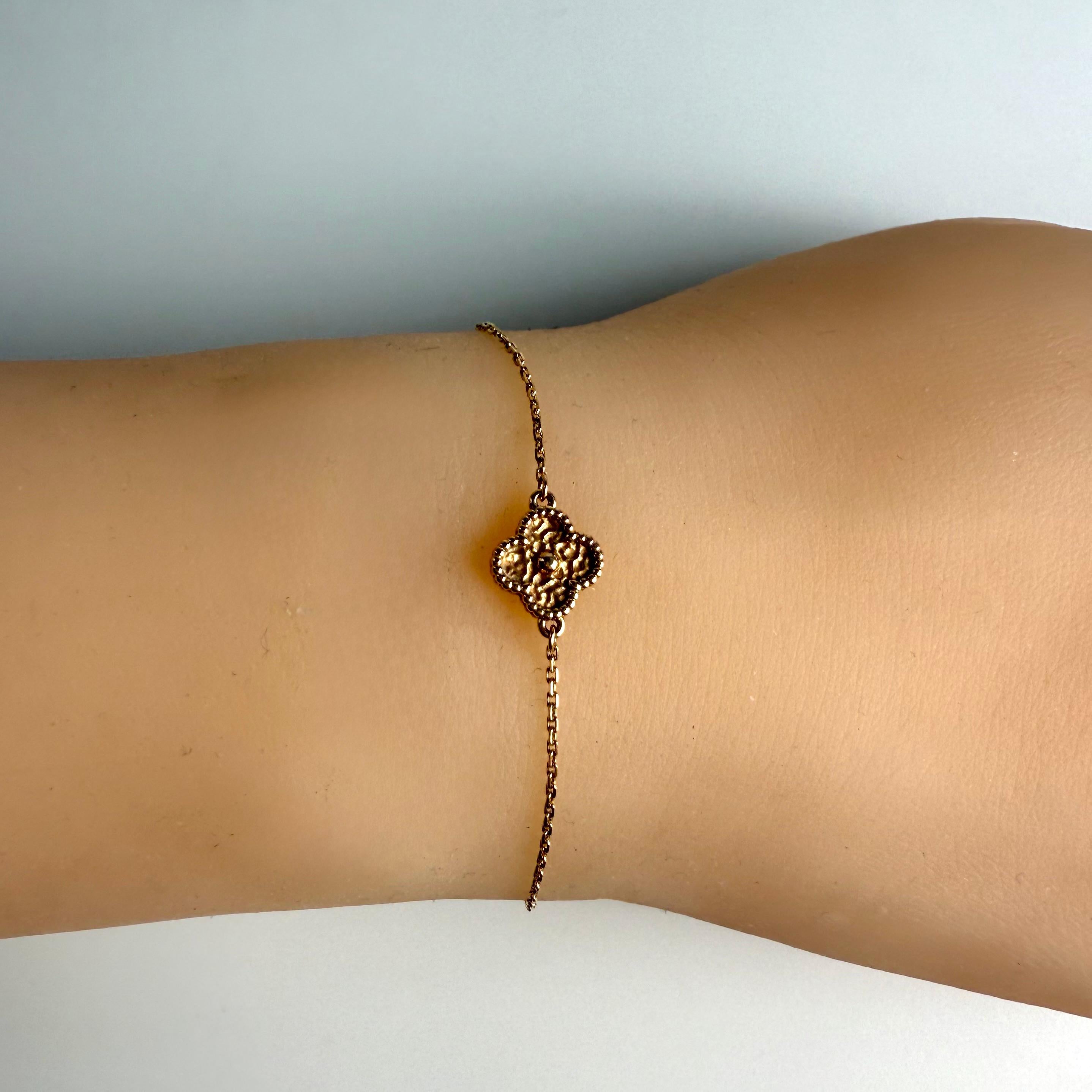 Vintage Van Cleef & Arpels Sweet Alhambra 18K Rose Gold Bracelet For Sale 4