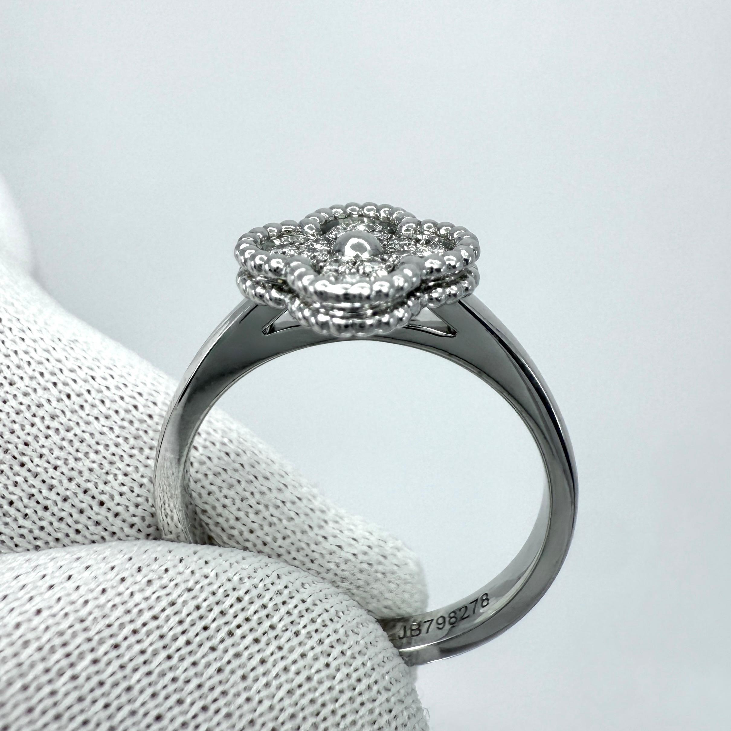 Vintage By Van Cleef & Arpels Sweet Alhambra Diamant 18k Weißgold Ring zertifiziert im Angebot 2