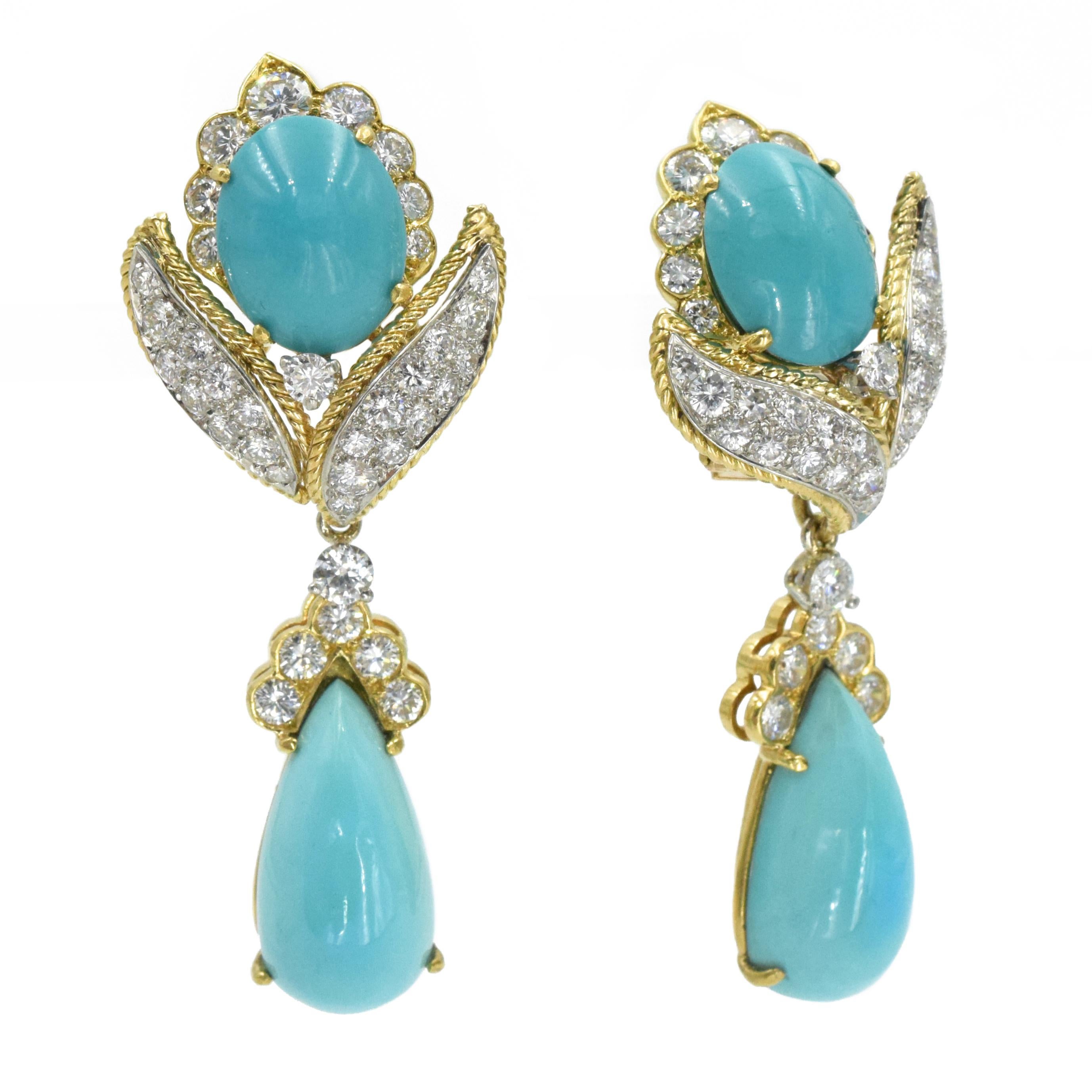 VCA Turquoise and Diamond Earrings In Yellow Gold With Removable Drops. Set with 74 brilliant
round brilliant and single cut diamonds with an approximate weight of 3.4carats, color:F/G, clarity: VS.
Consisting of two oval turquoise cabachos (13mm x
