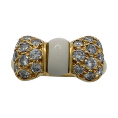 Vintage Van Cleef & Arpels White Coral & Diamond 18k Yellow Gold Ribbon Bow Ring