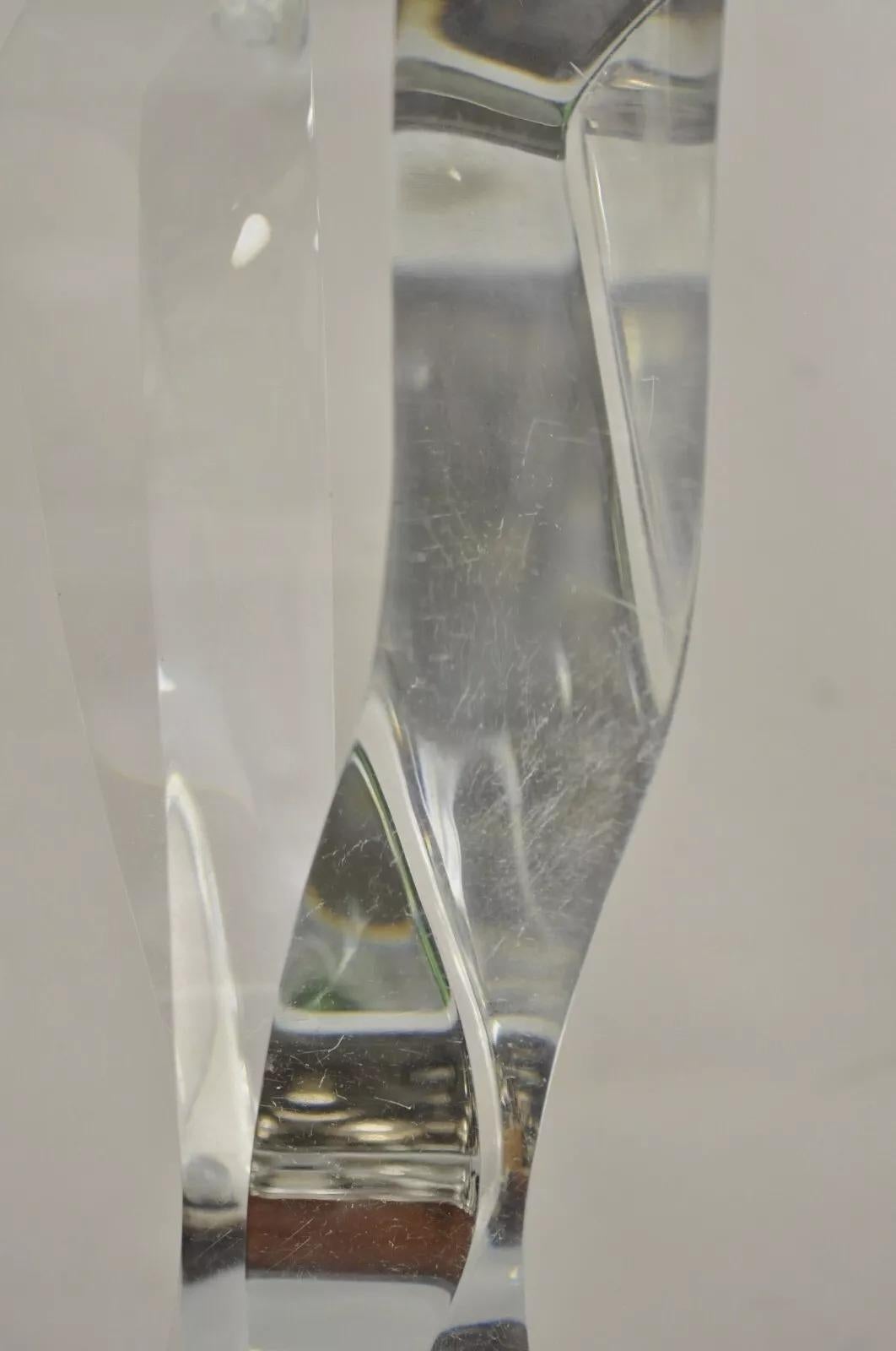 Vintage Van Teal Escultura de mediados de siglo Lucite Acrílico Personas Pareja Escultura en venta 3