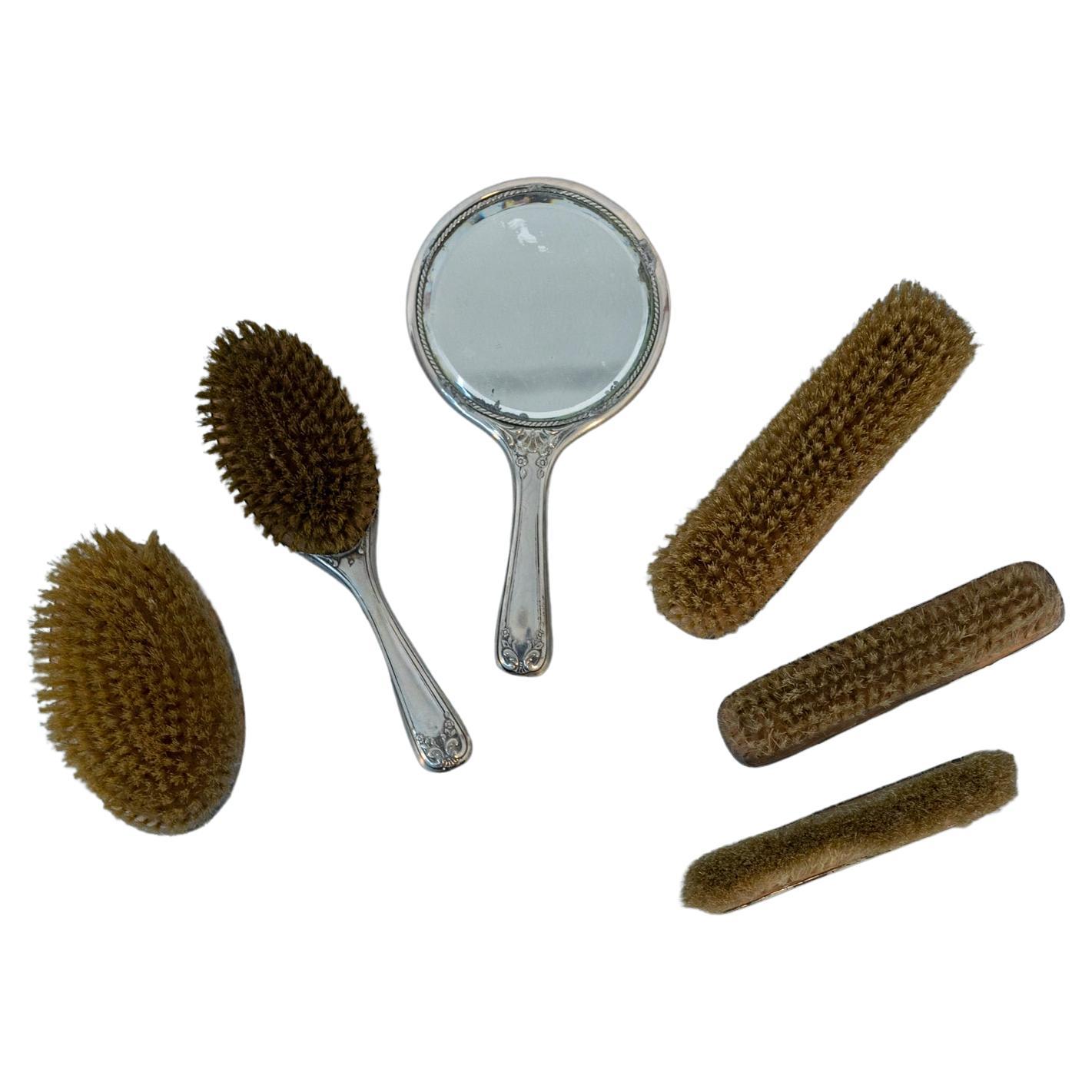 Vanity Vintage Set de 5 brosses et un miroir en Silver