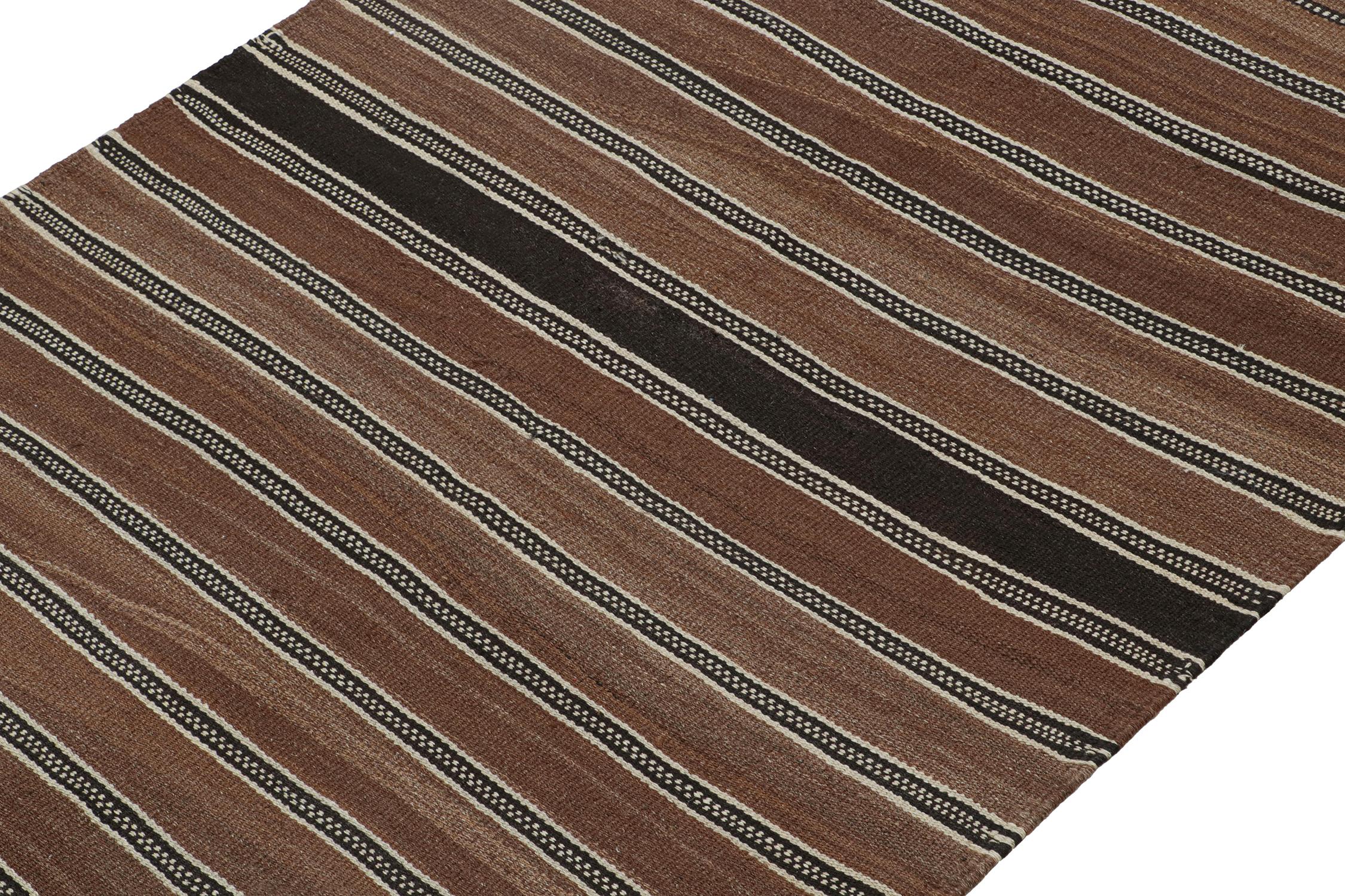 Varamin Persischer Varamin mit braunen, schwarzen und weißen Streifen von Teppich & Kelim (Handgeknüpft) im Angebot