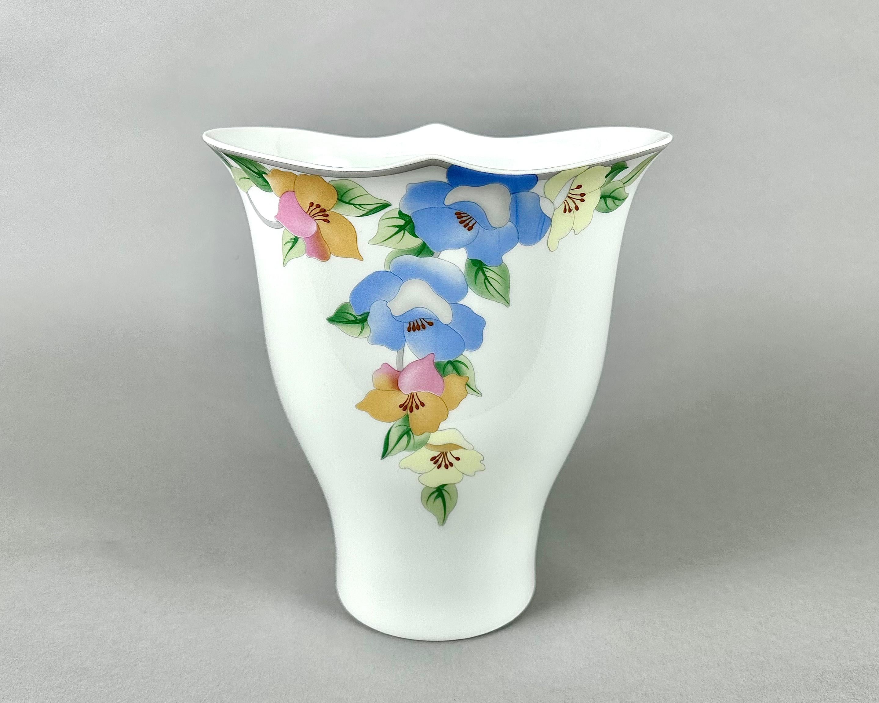 Vintage-Vase von Schumann Arzberg, Blumendesign, Bayern, Deutschland (Ende des 20. Jahrhunderts) im Angebot
