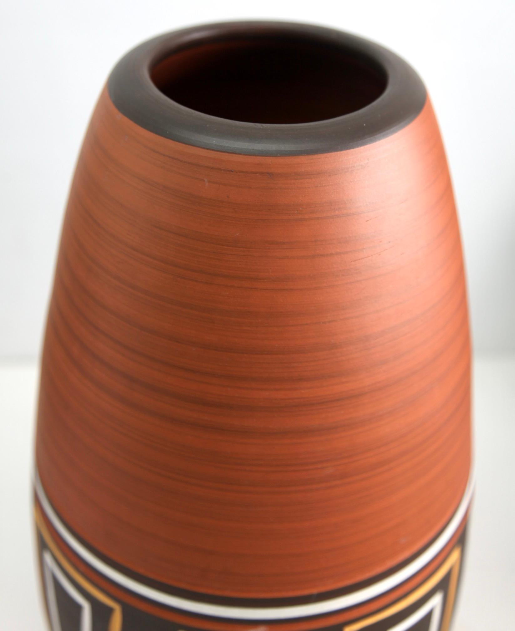 Hand-Crafted Vintage Vase Marked 45-40 Handarbeit Ceramic, Excellent Condition For Sale