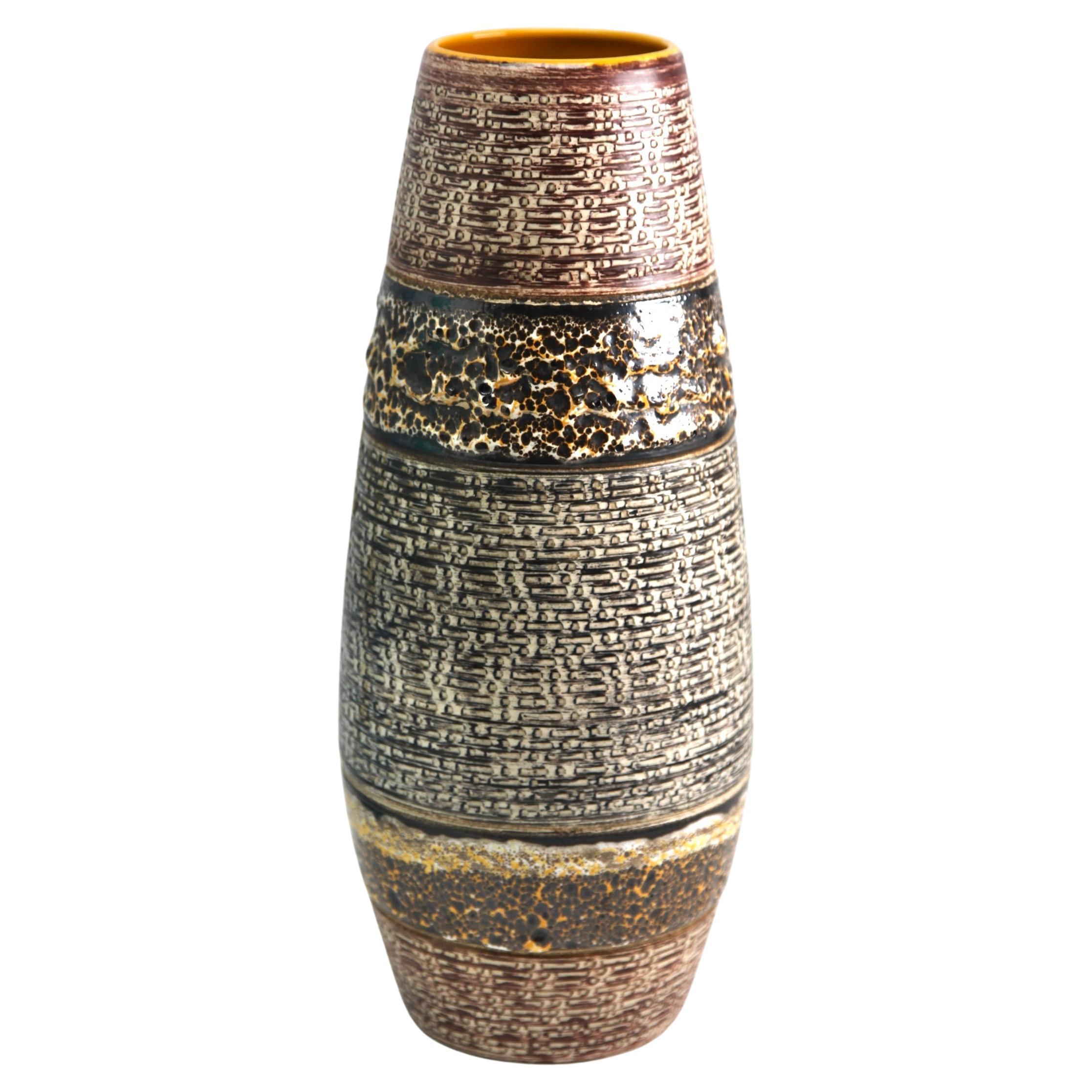 Vintage-Vase, gekennzeichnet mit W, aus Deutschland, Keramik, ausgezeichneter Zustand