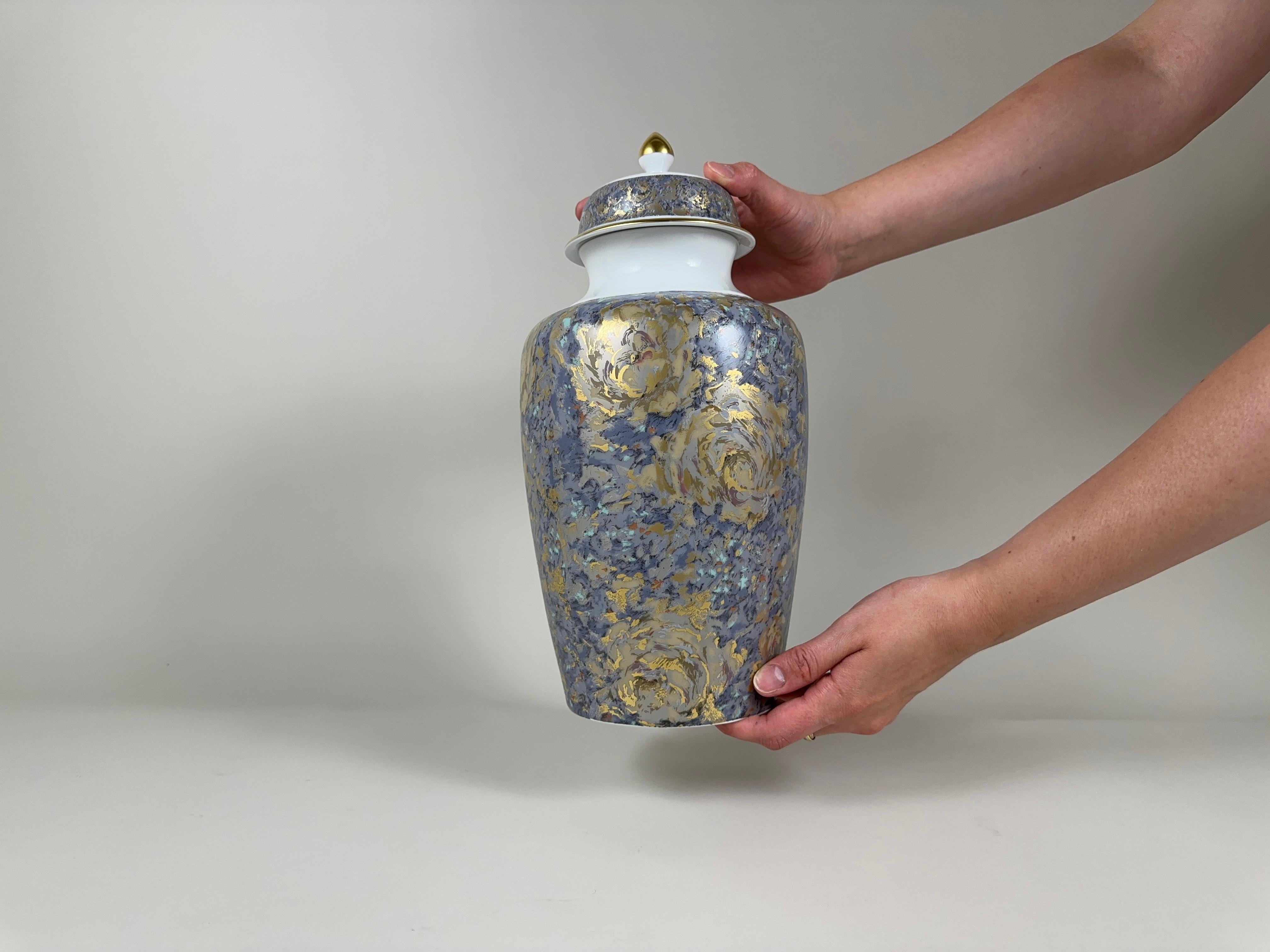 Allemand Vase Kaiser, grande urne de table avec couvercle, Allemagne en vente