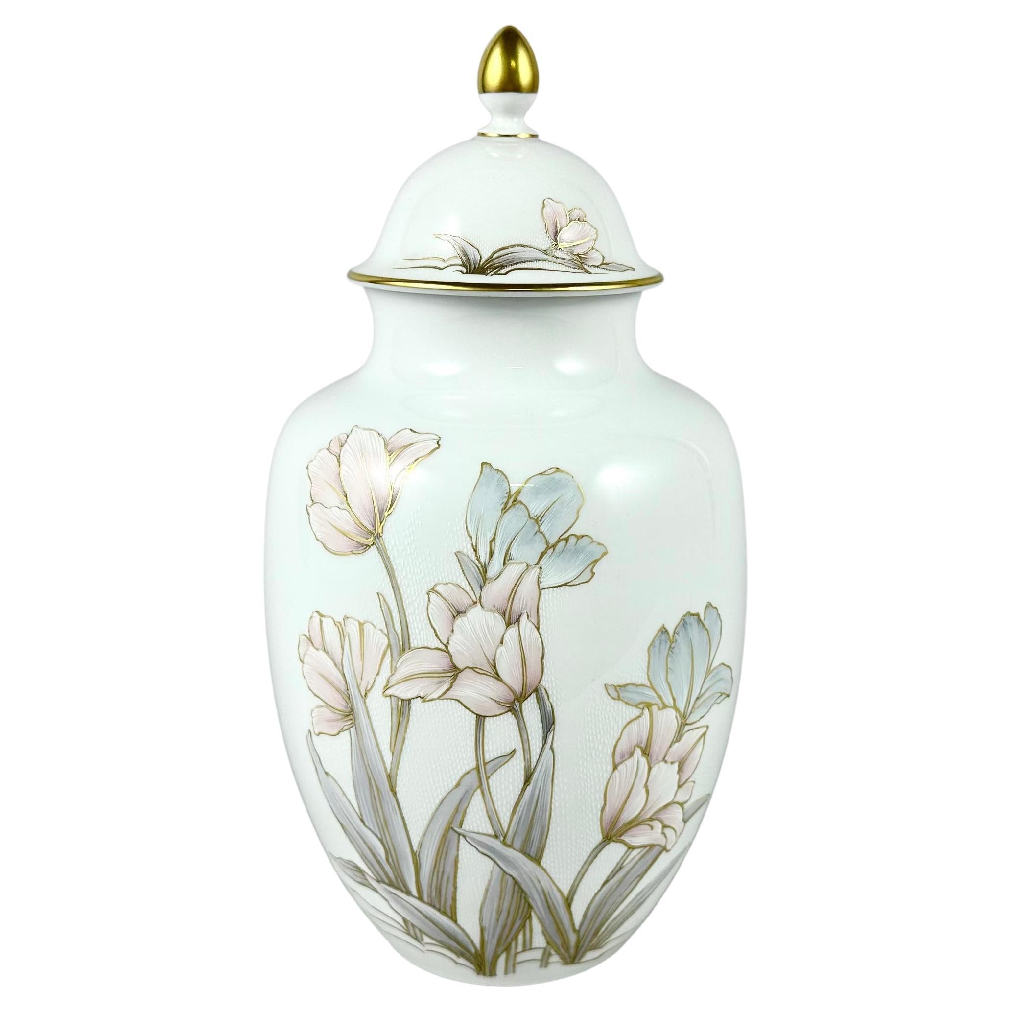 Vintage Vase /Urn With Lid by Kaiser Eleonore Series Design K.Nossek Germany  For Sale