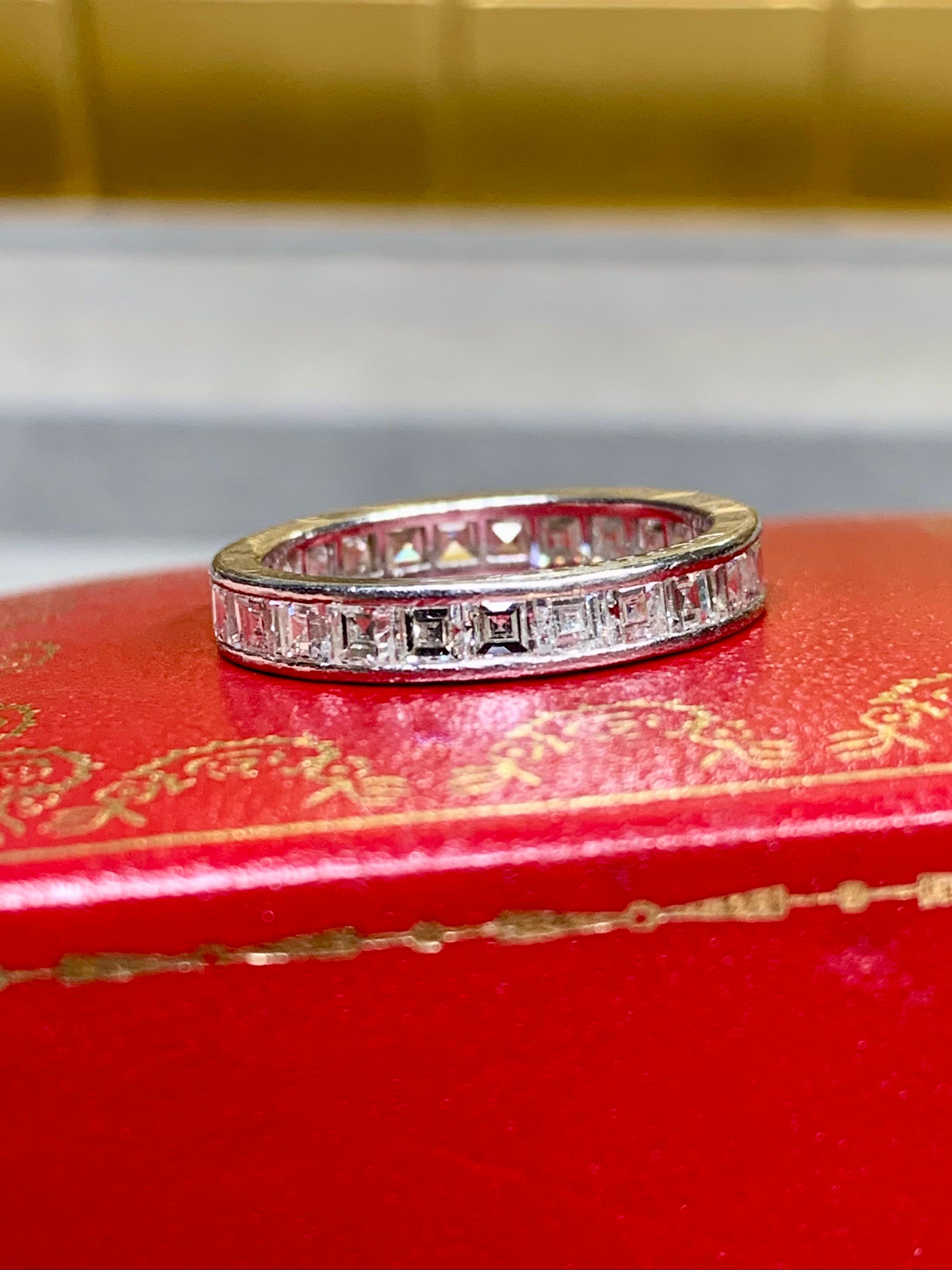 Art Déco A.I.C. d'epoca di Cartier. Perren Platinum Carrs Diamond Eternity Band 3.75ctw Sz 6.75 in vendita